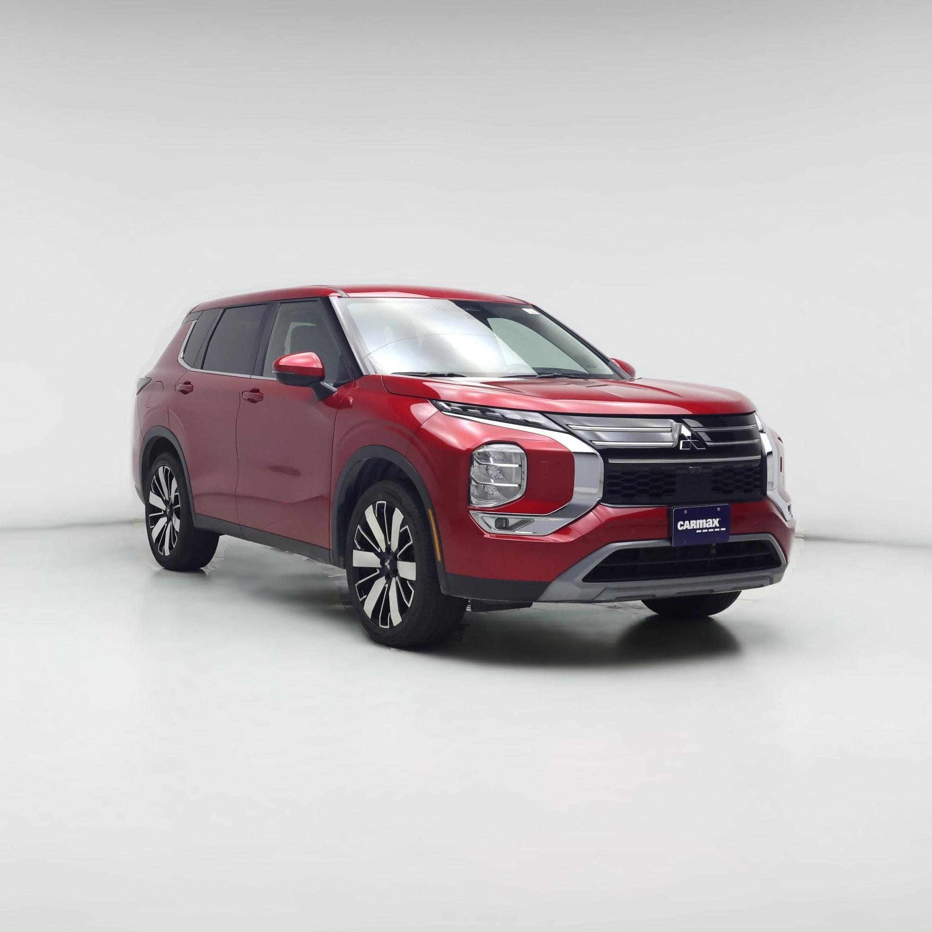 Thumbnail: 2025 Mitsubishi Outlander - 1