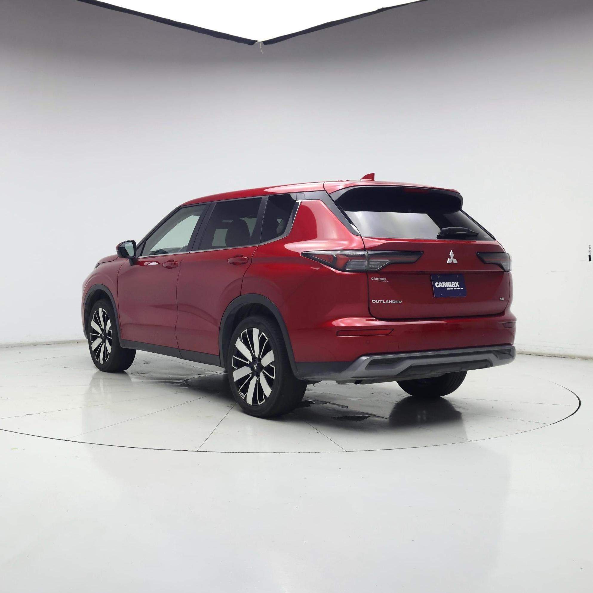 Thumbnail: 2025 Mitsubishi Outlander - 2