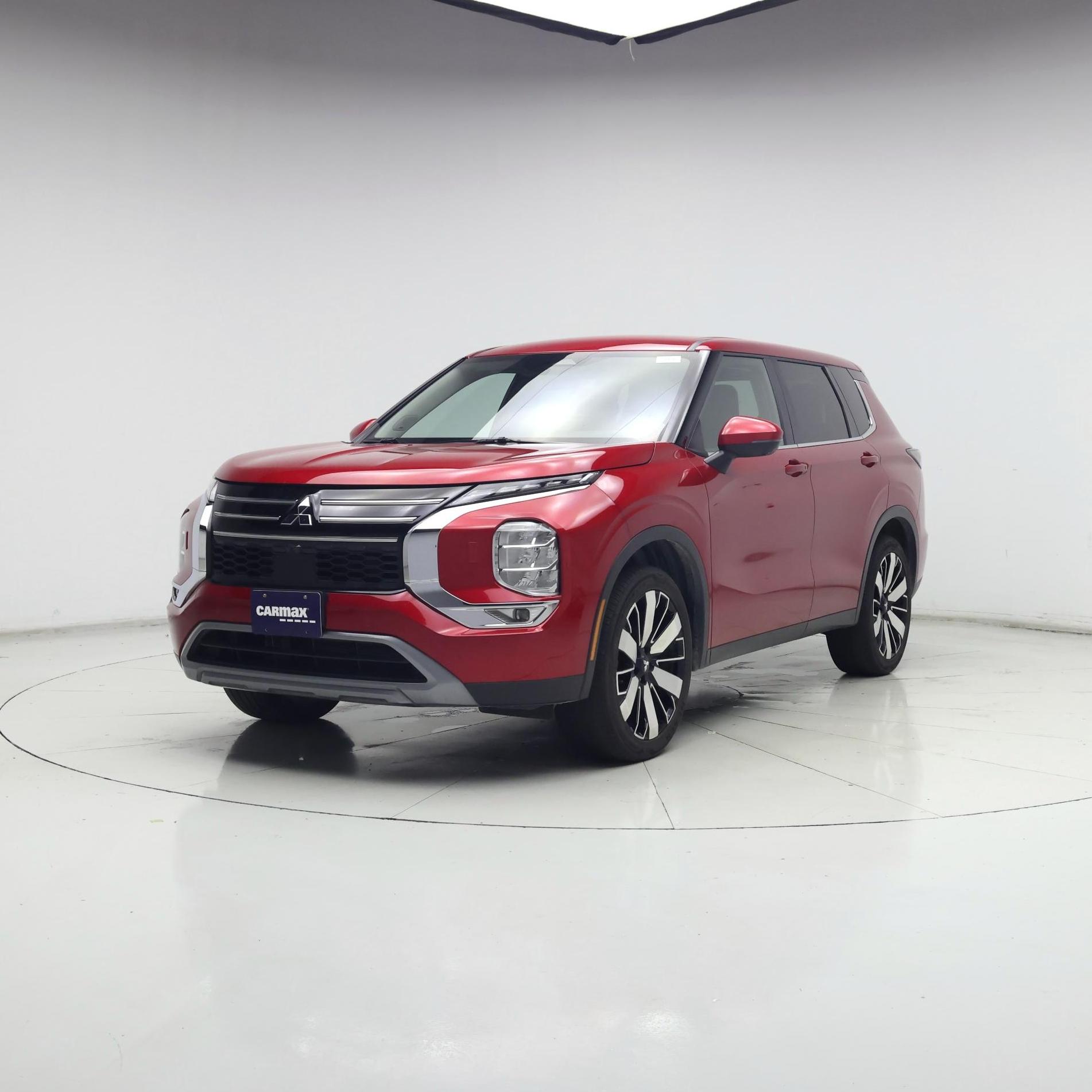 Thumbnail: 2025 Mitsubishi Outlander - 4