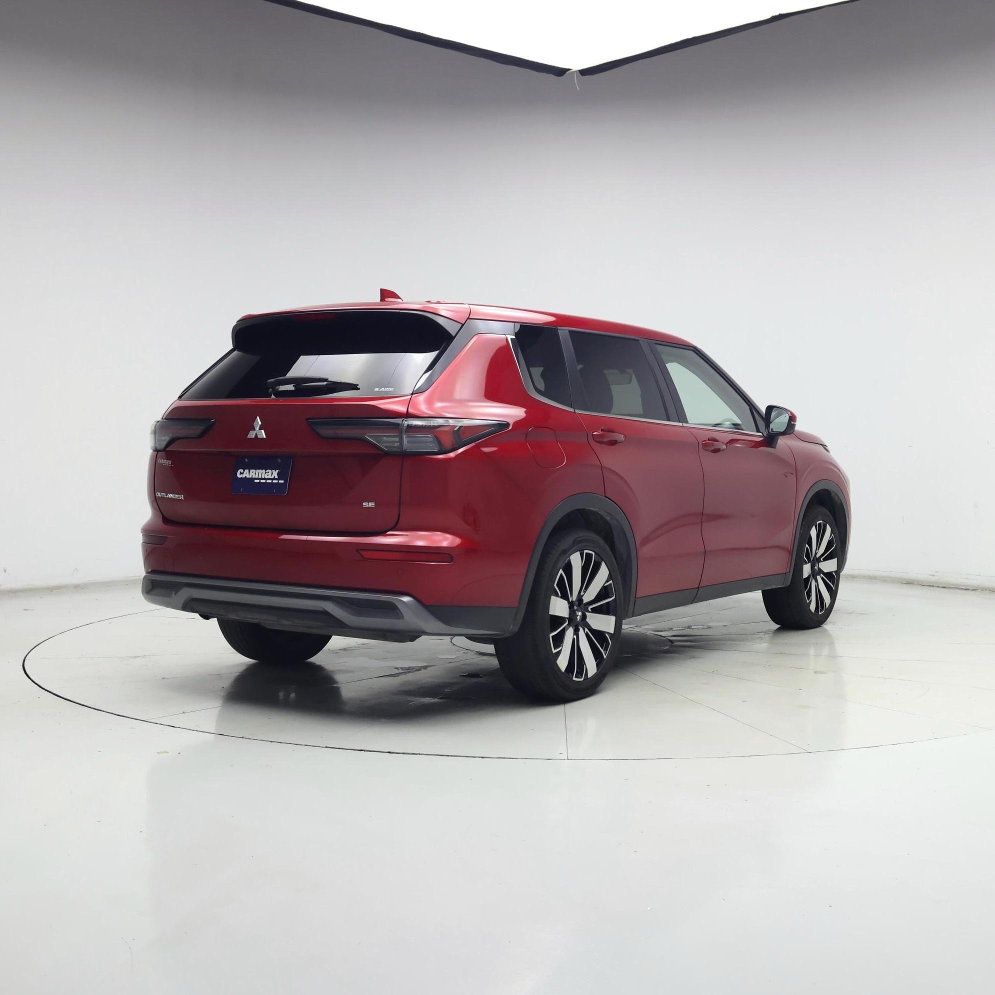 Thumbnail: 2025 Mitsubishi Outlander - 8