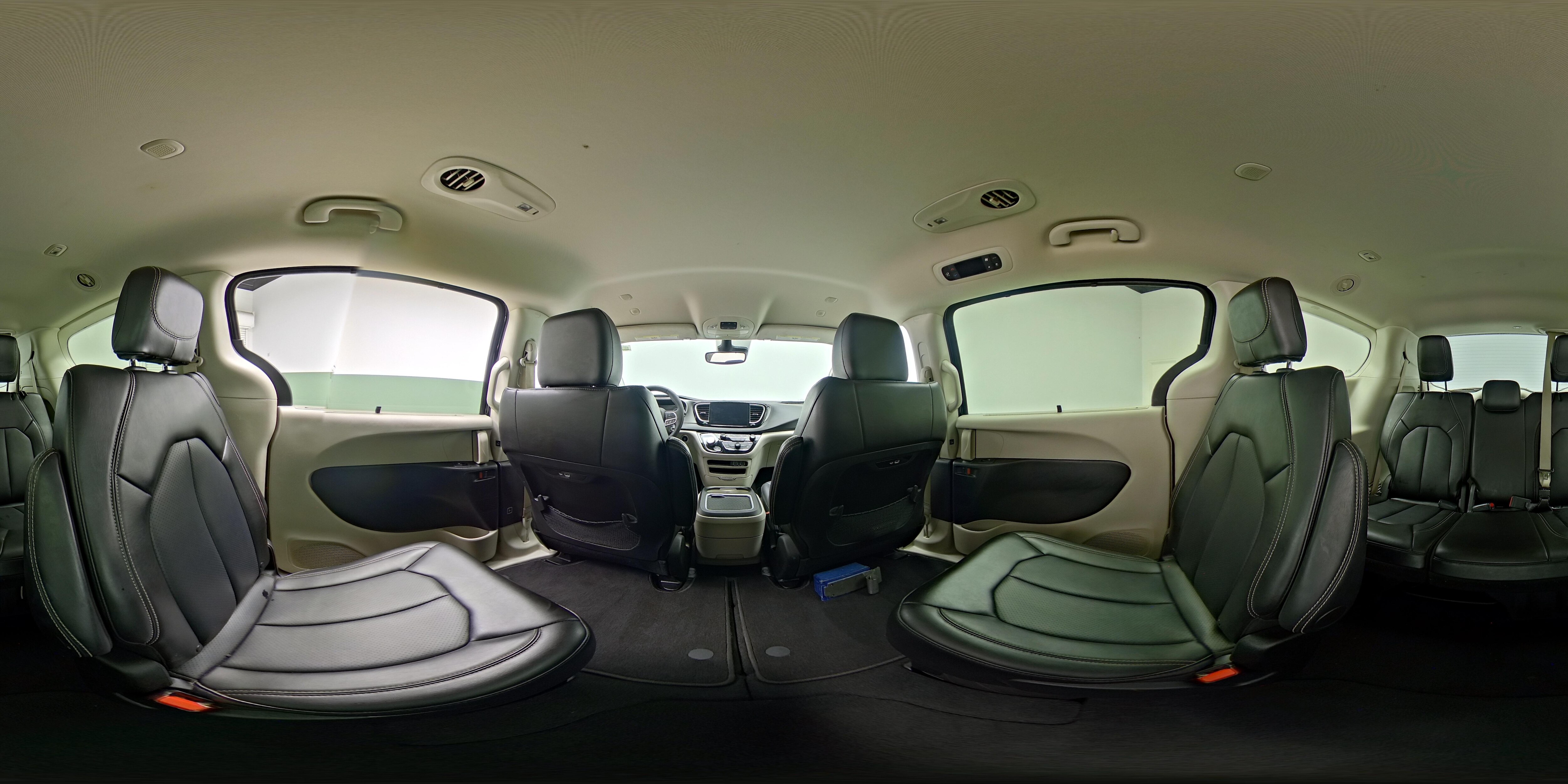 2024 Chrysler Pacifica Touring L - Photo 26