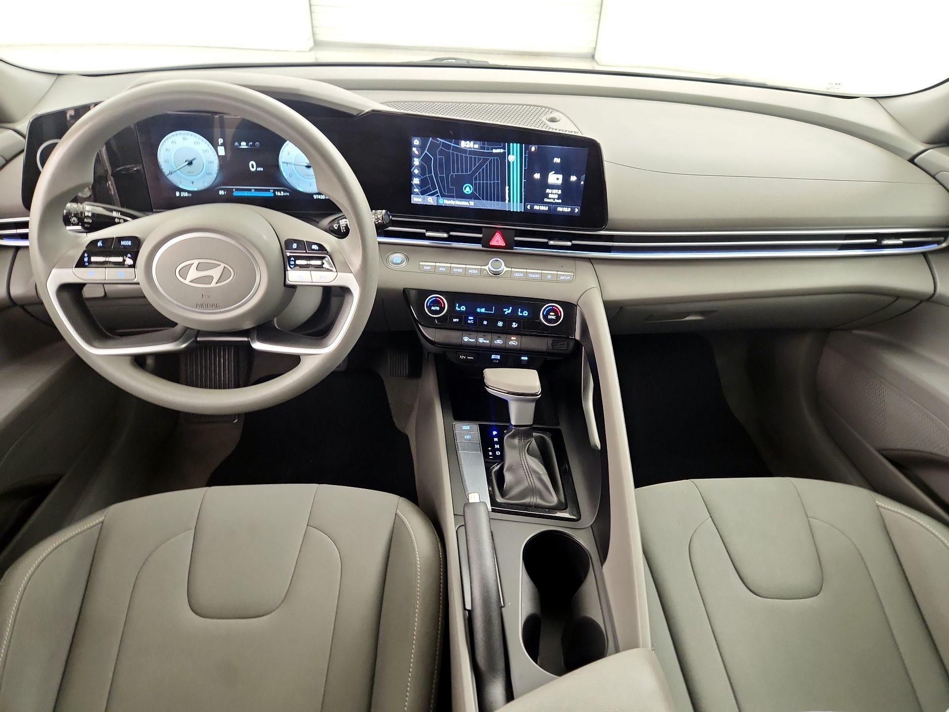 Thumbnail: 2024 Hyundai Elantra - 9