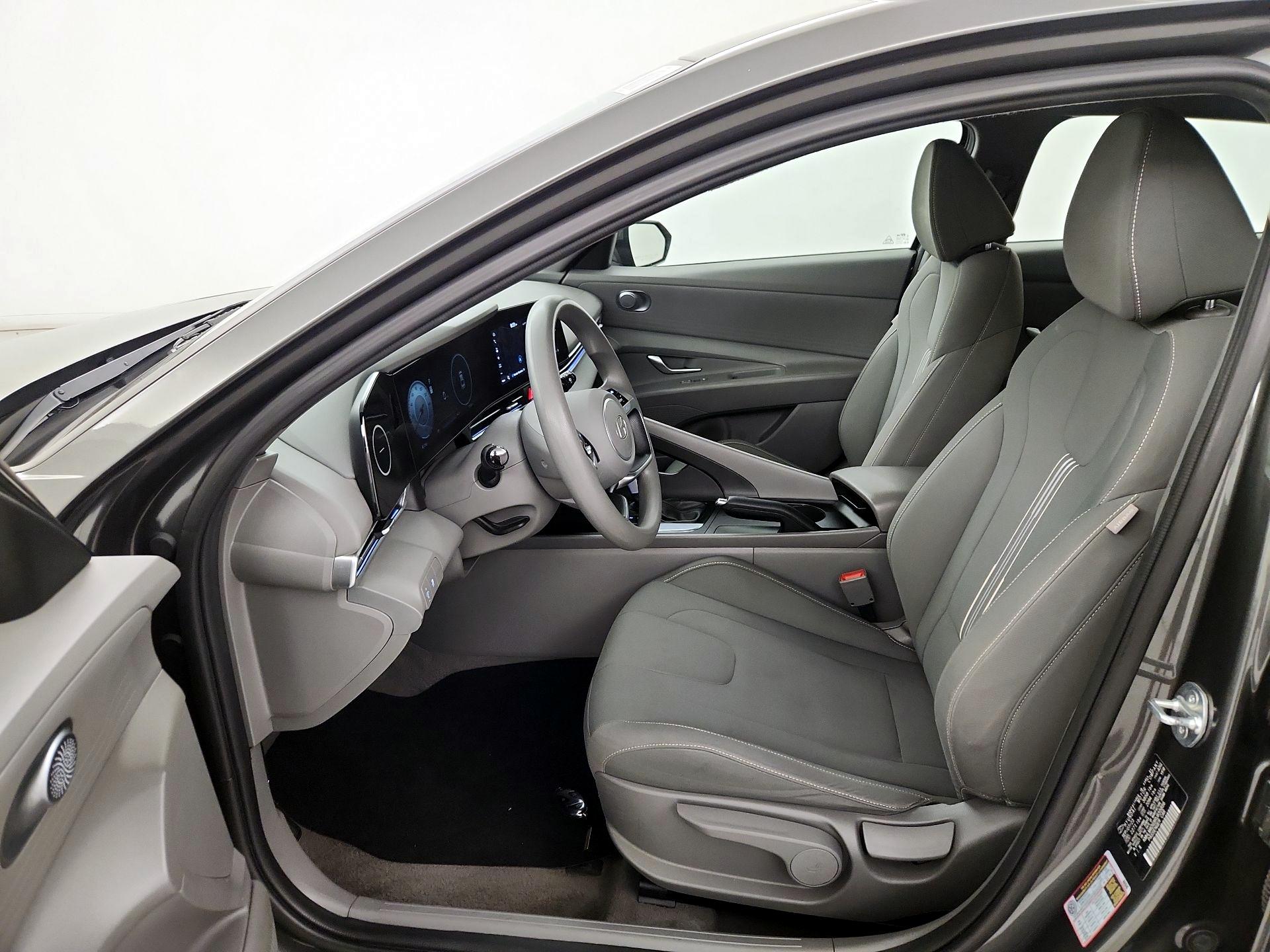 Thumbnail: 2024 Hyundai Elantra - 11