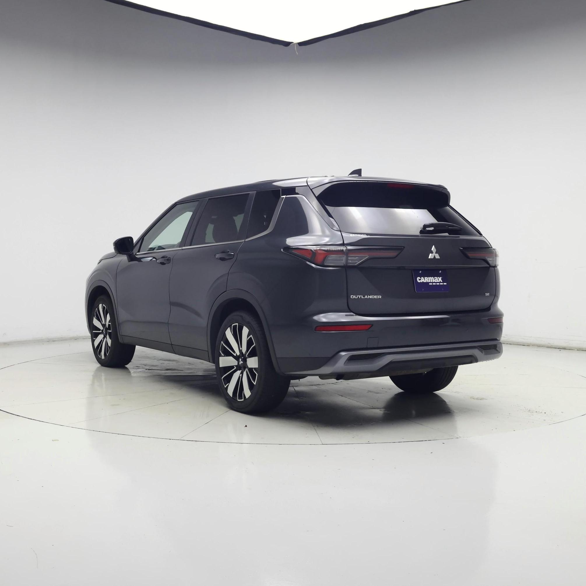 Thumbnail: 2025 Mitsubishi Outlander - 2