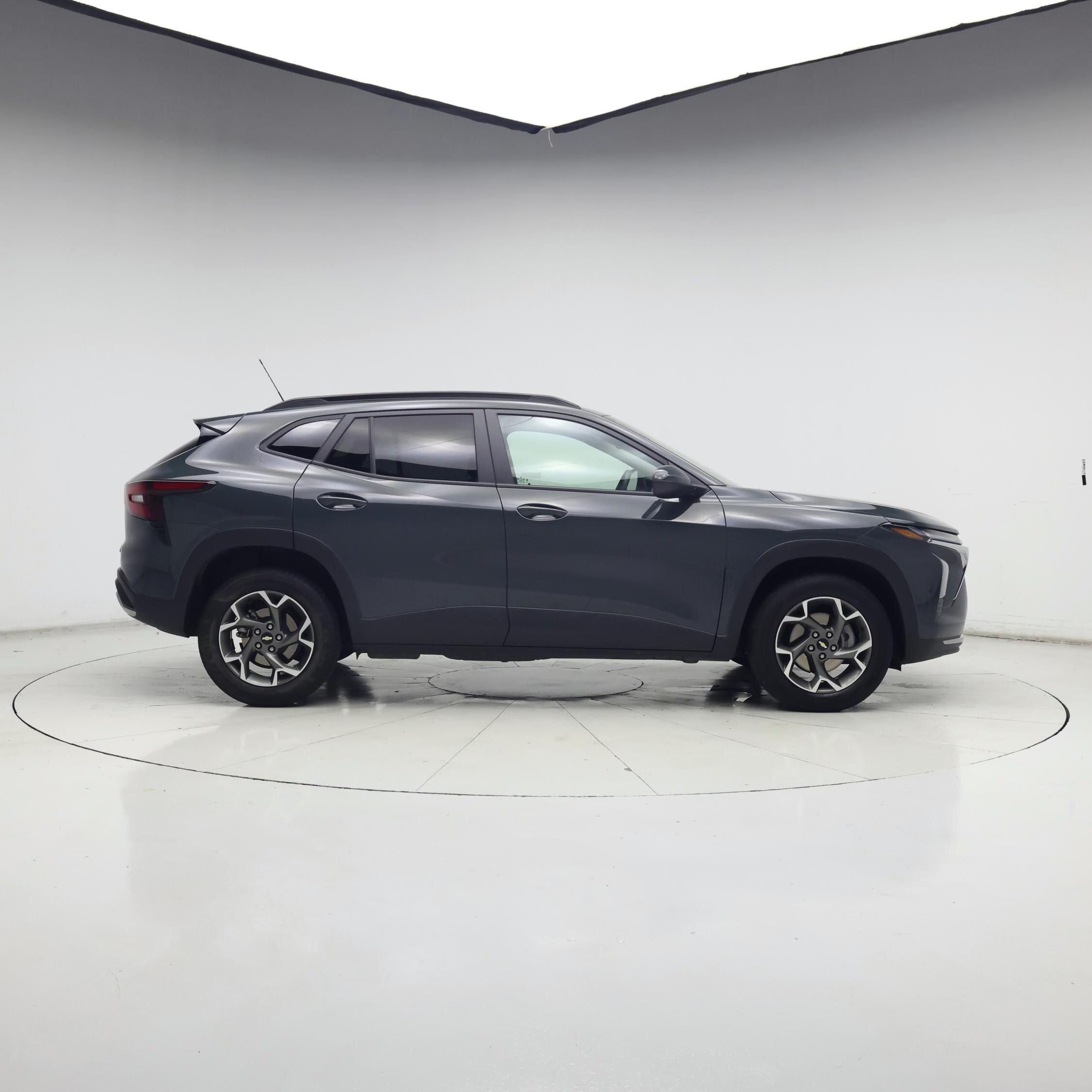 Thumbnail: 2025 Chevrolet Trax - 7