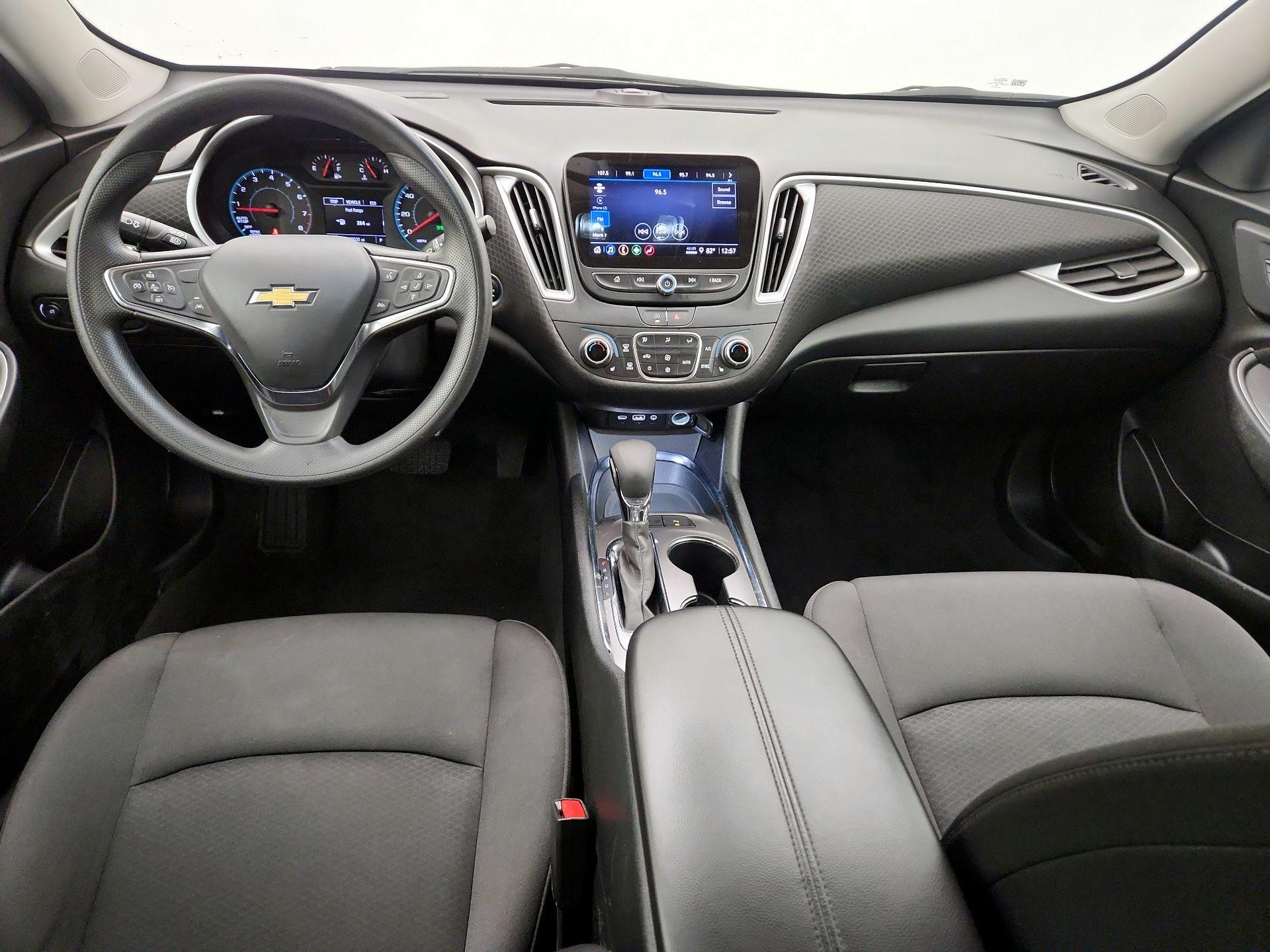 Thumbnail: 2024 Chevrolet Malibu - 9