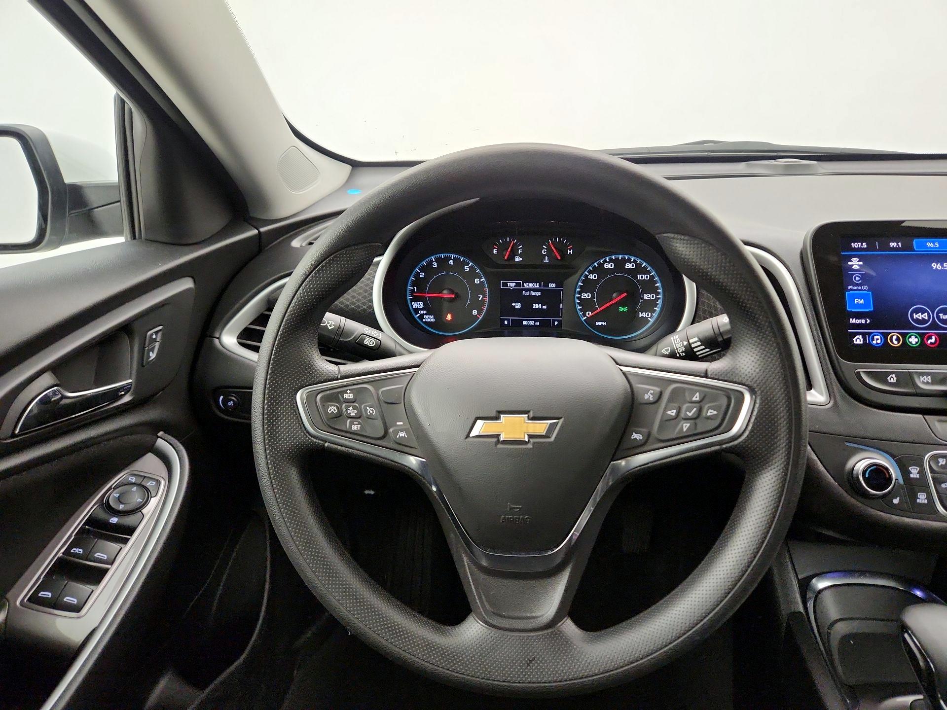 Thumbnail: 2024 Chevrolet Malibu - 10