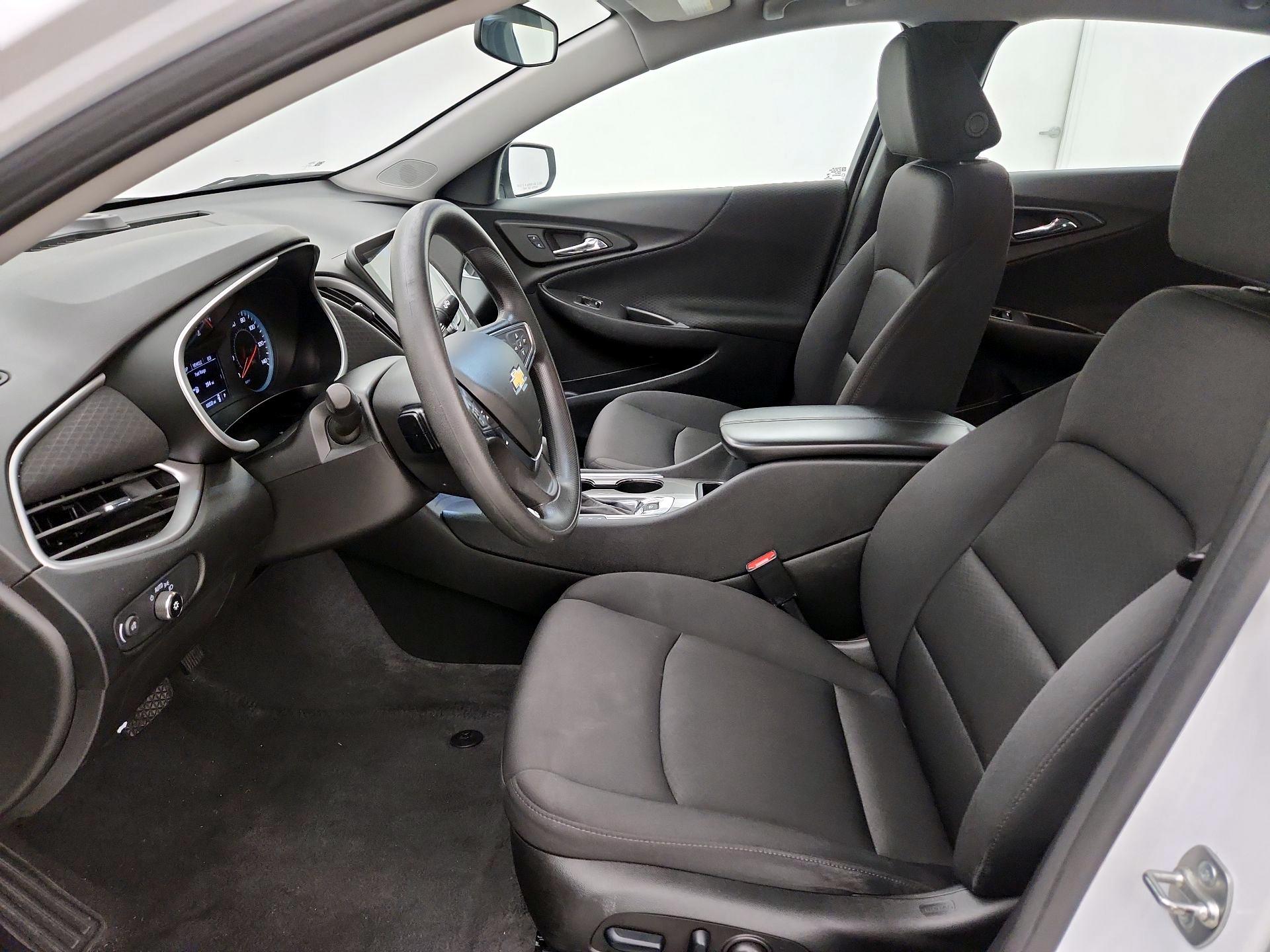 Thumbnail: 2024 Chevrolet Malibu - 11