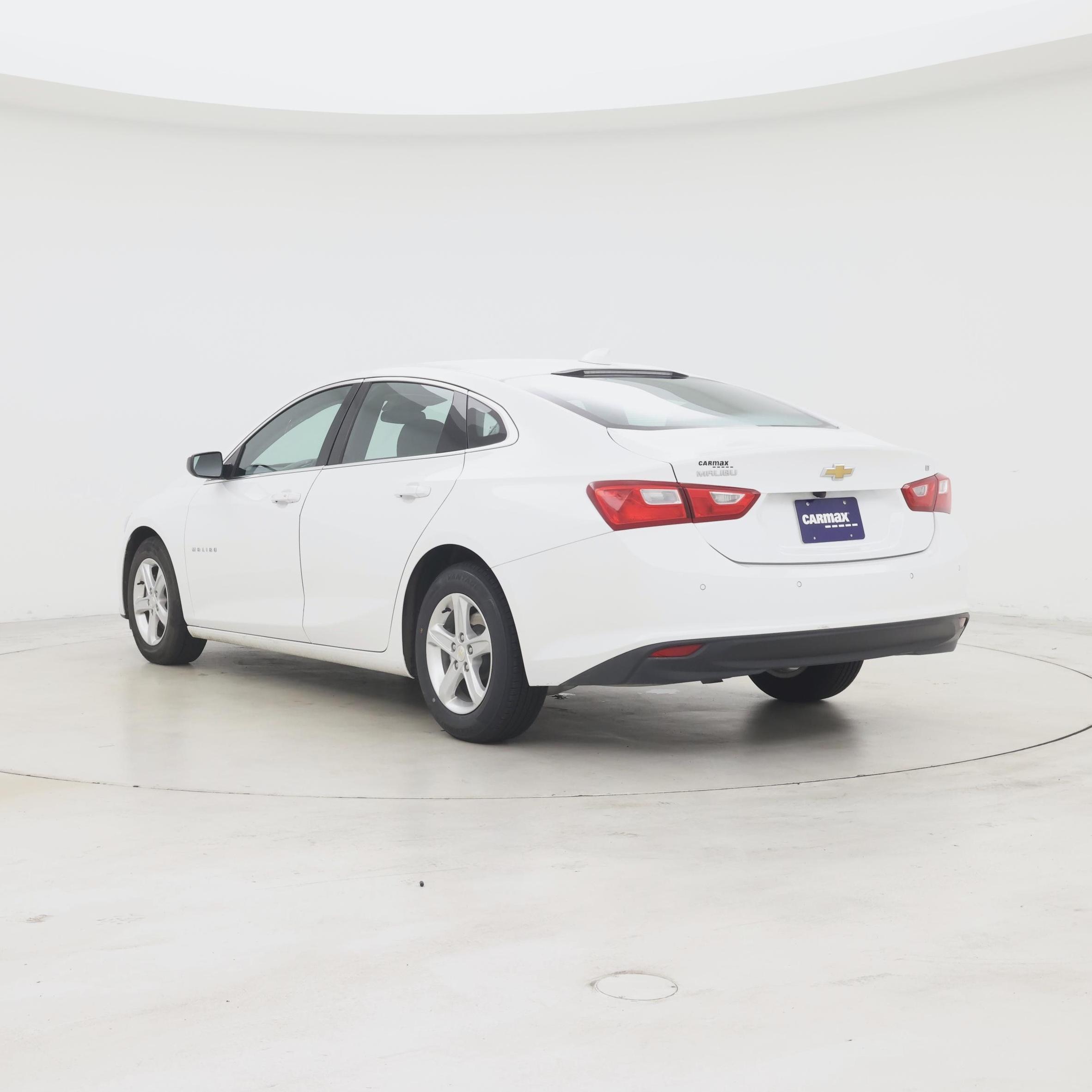 Thumbnail: 2024 Chevrolet Malibu - 2
