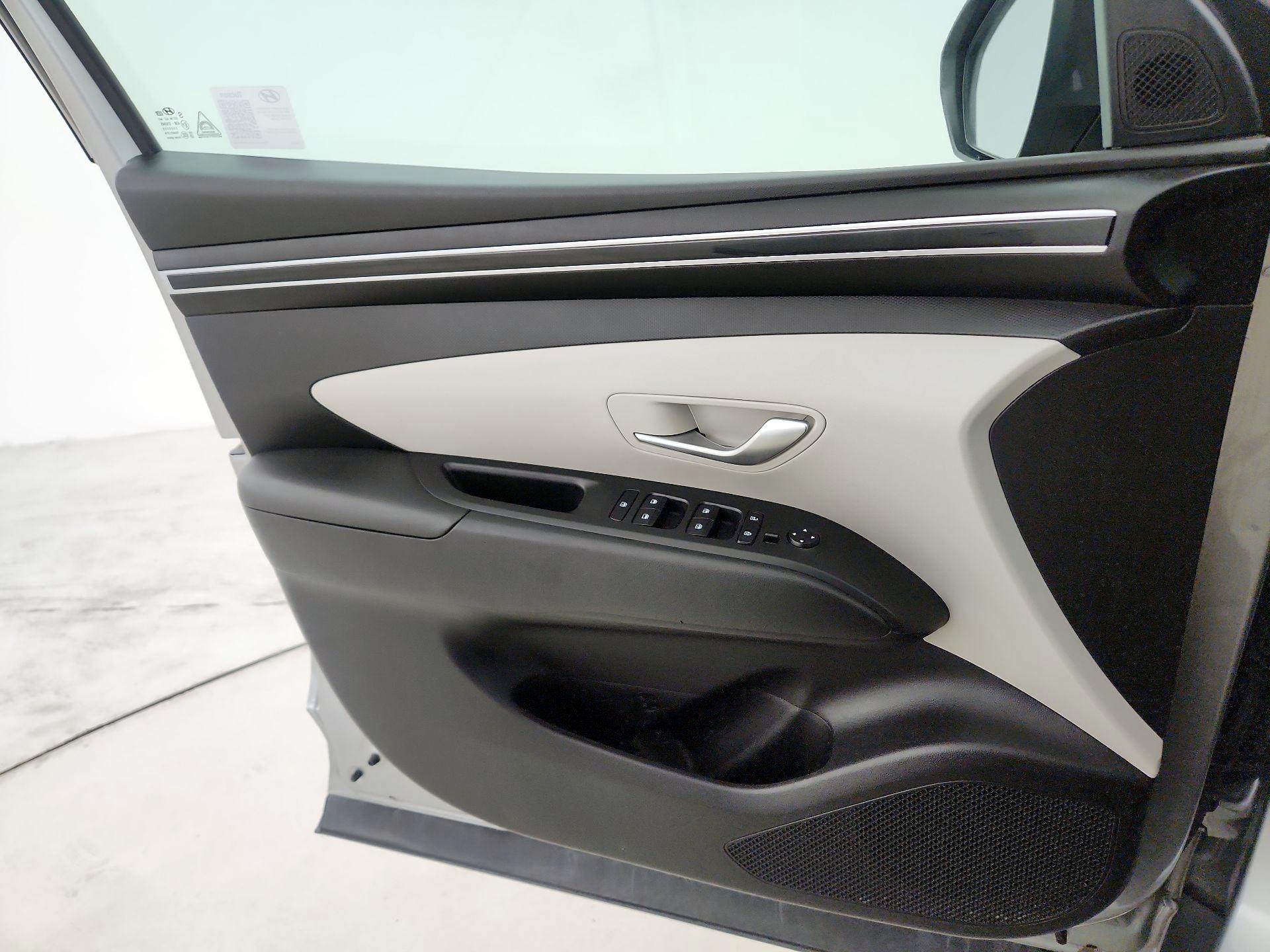 Thumbnail: 2024 Hyundai Tucson - 12