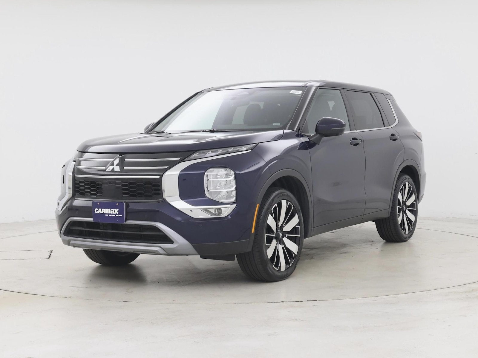 2025 Mitsubishi Outlander SE - Photo 5