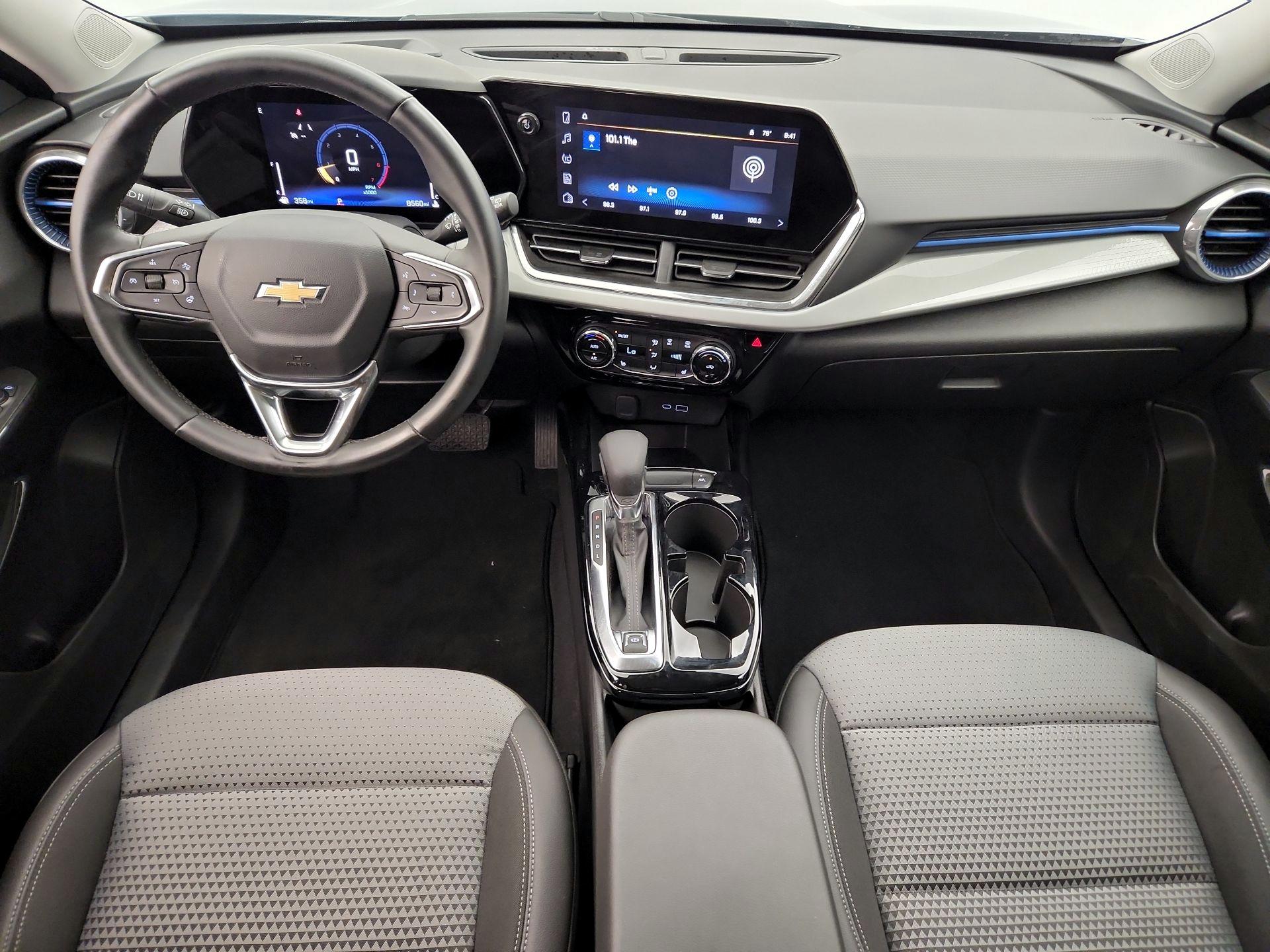 Thumbnail: 2025 Chevrolet Trax - 9