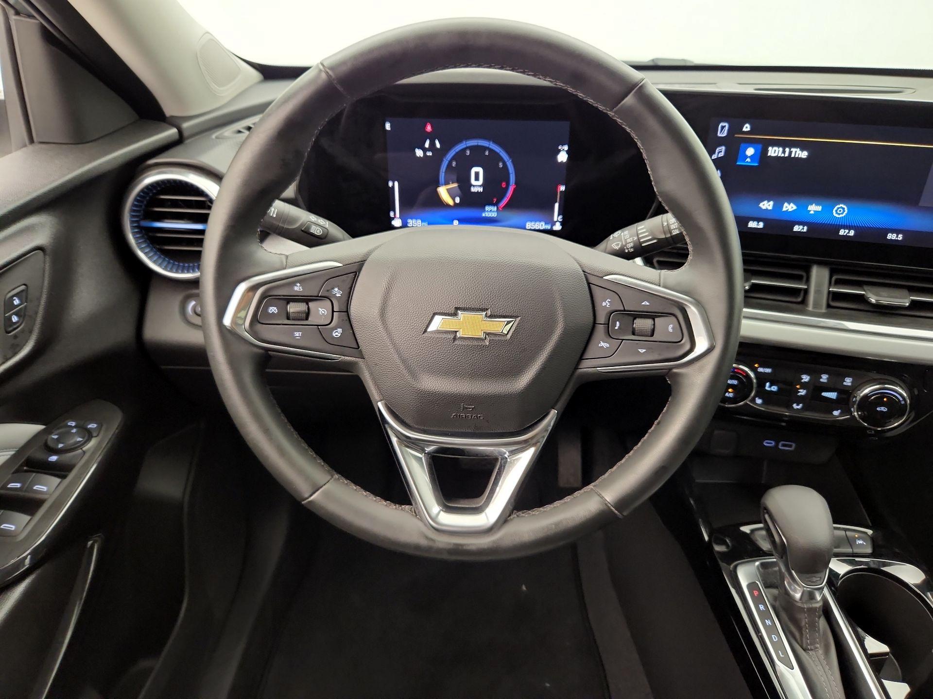 Thumbnail: 2025 Chevrolet Trax - 10