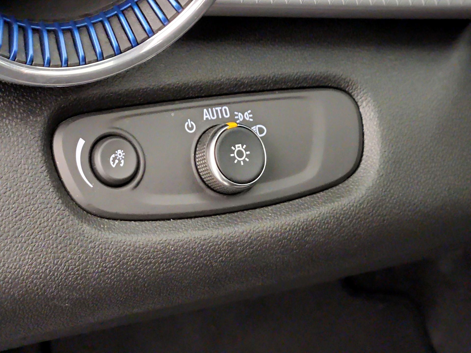 Thumbnail: 2025 Chevrolet Trax - 13