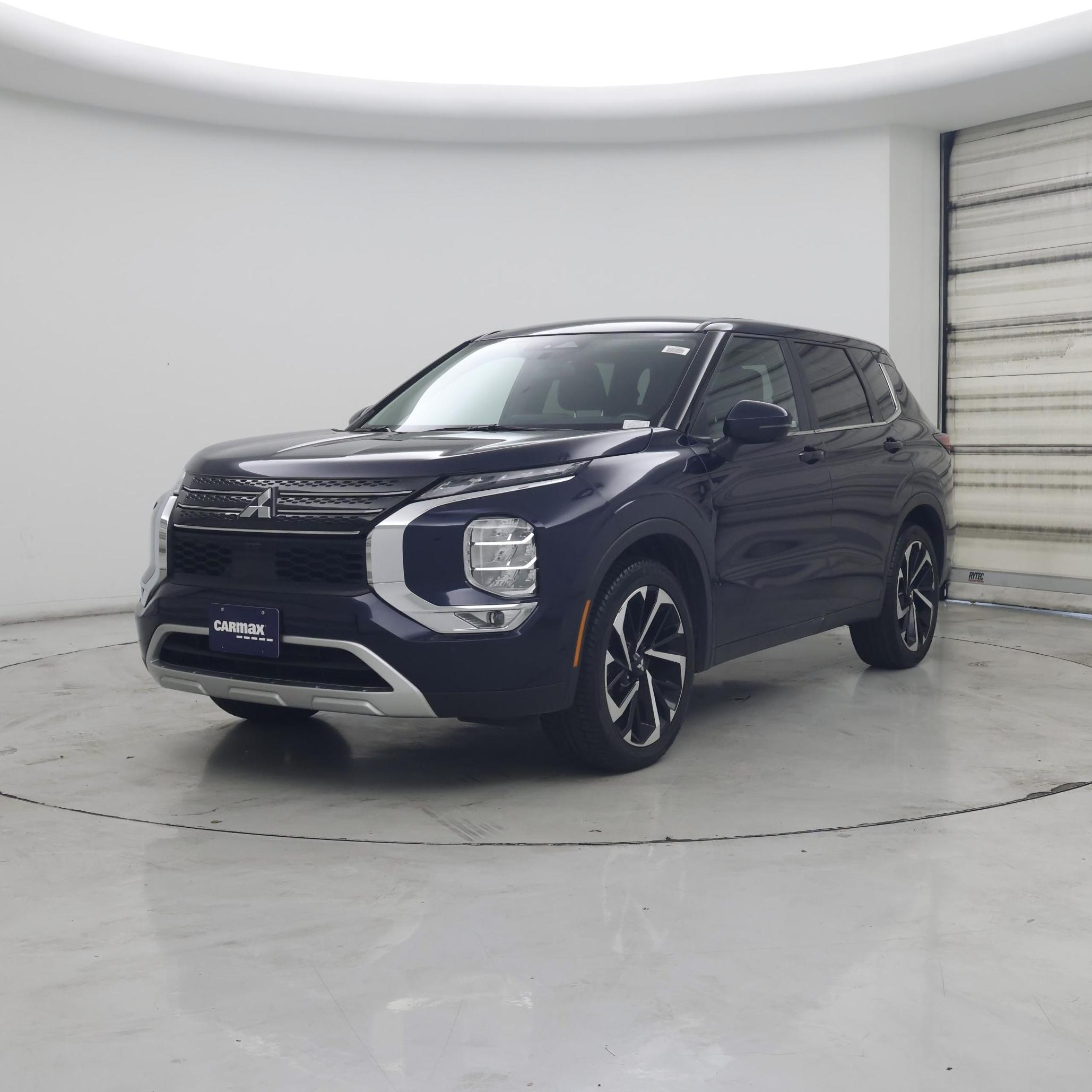 Thumbnail: 2024 Mitsubishi Outlander - 4