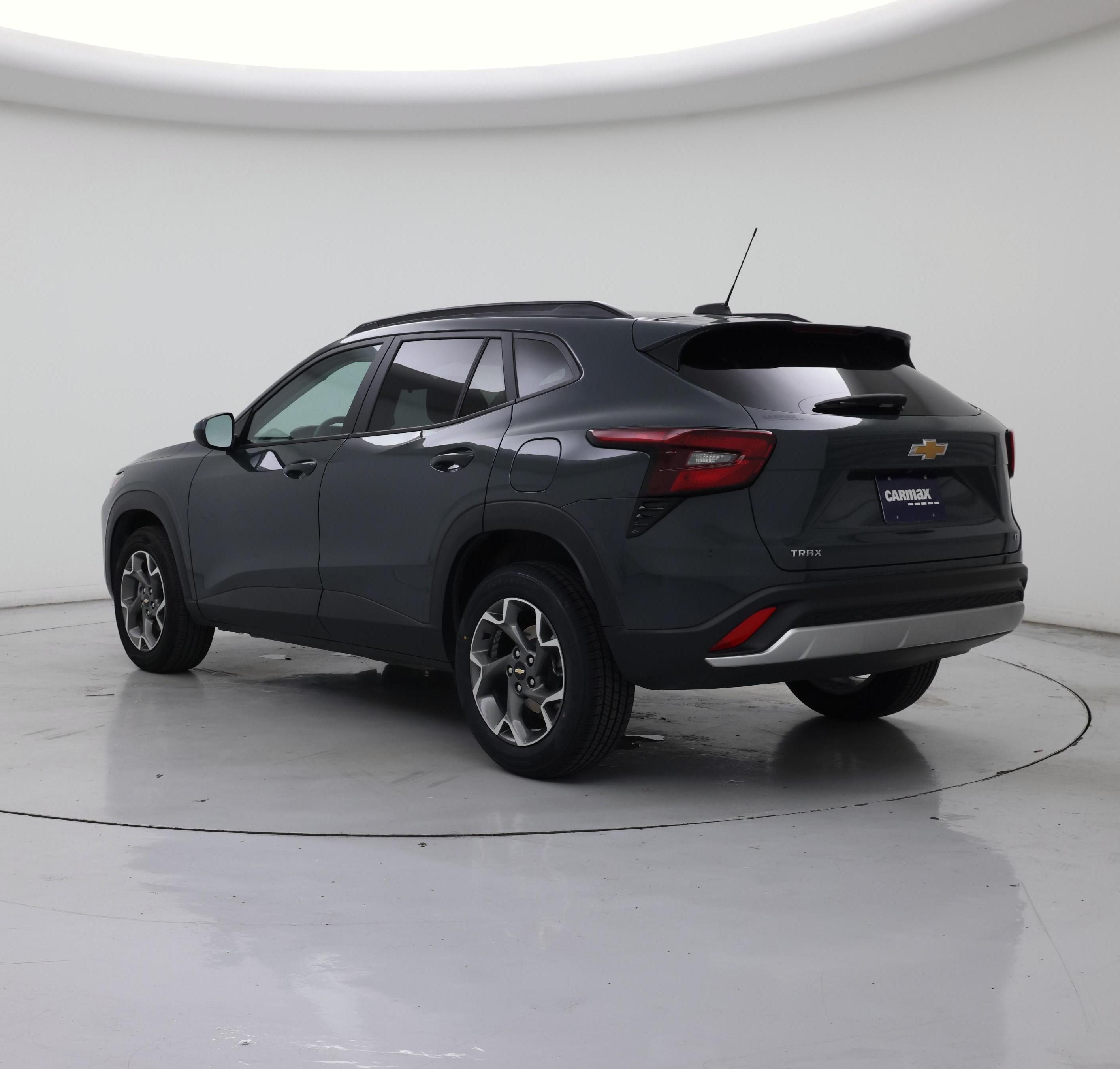 Thumbnail: 2025 Chevrolet Trax - 2