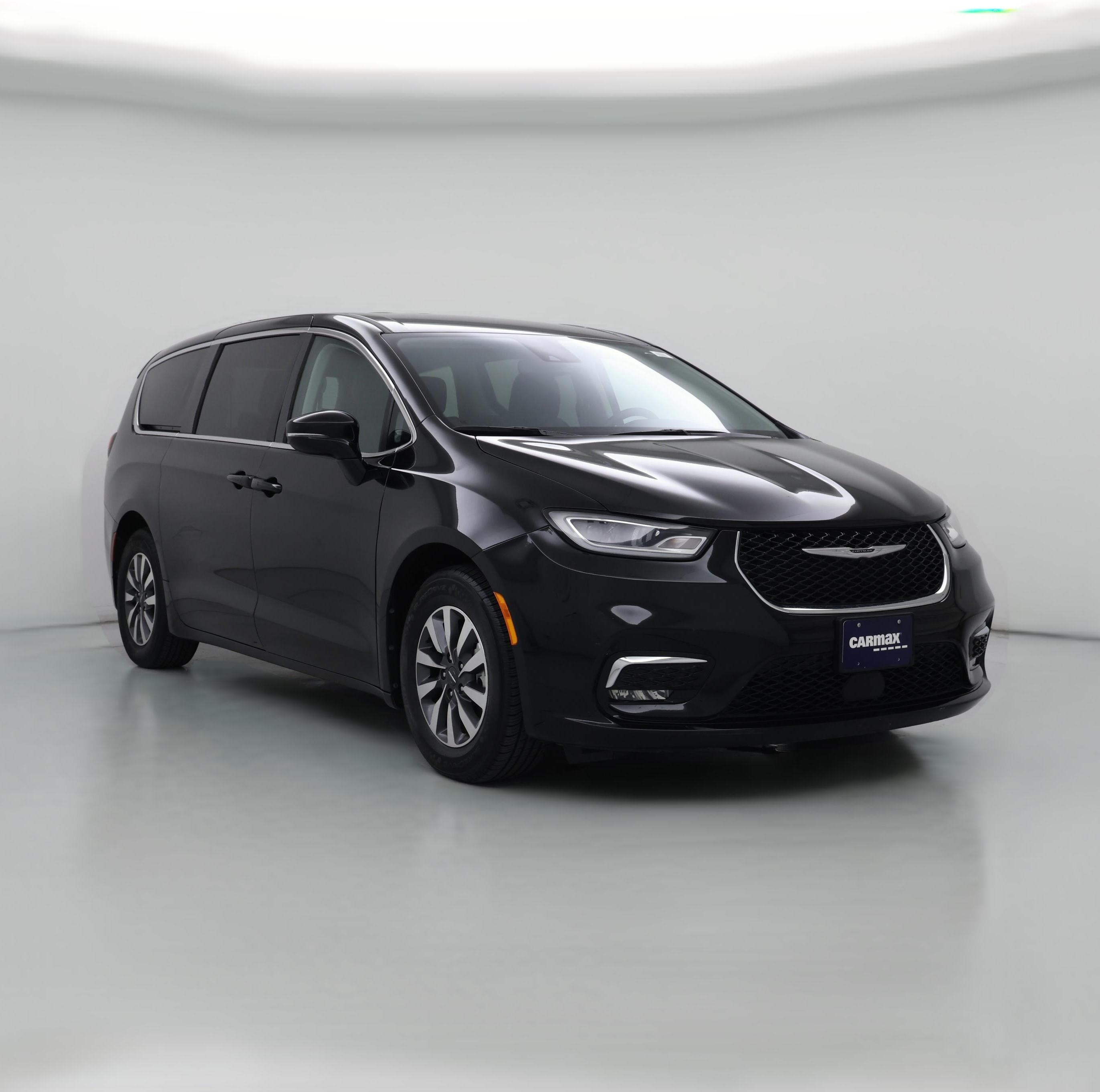 Thumbnail: 2024 Chrysler Pacifica - 1