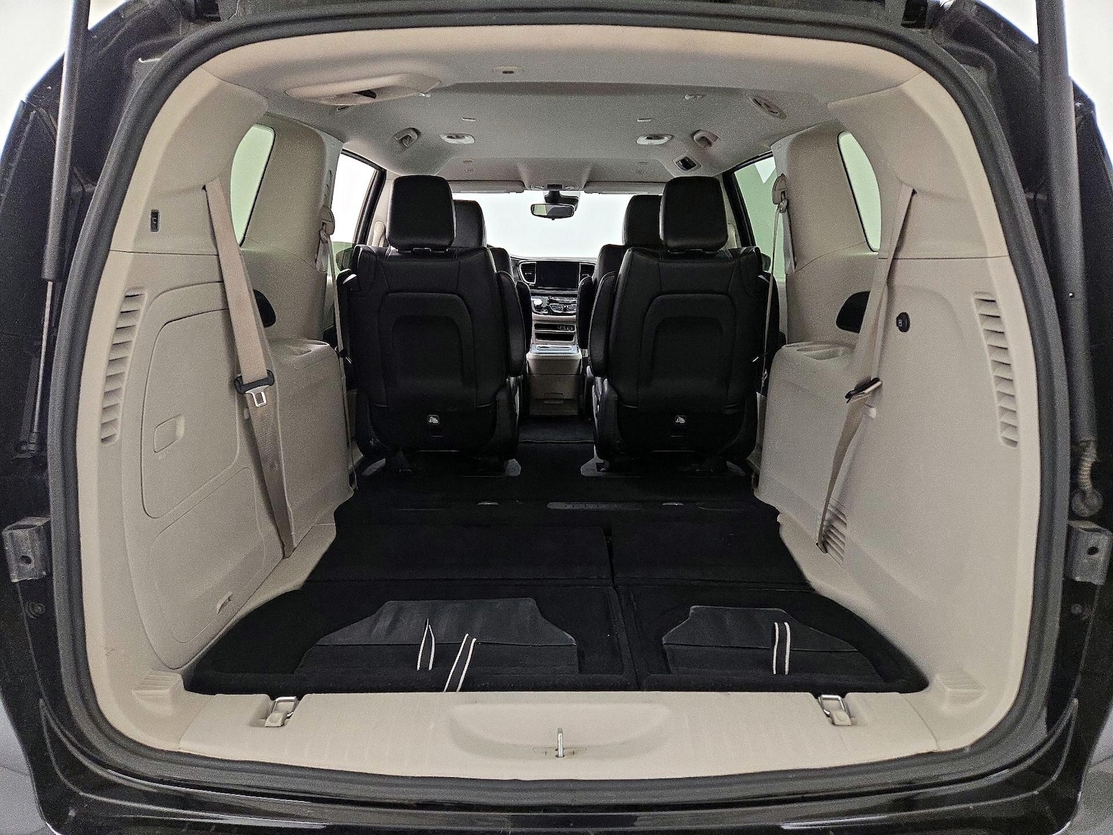 2024 Chrysler Pacifica PHEV Select - Photo 24
