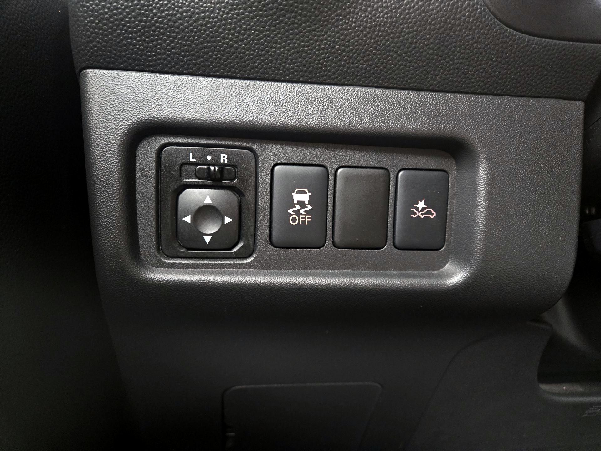 Thumbnail: 2024 Mitsubishi Mirage - 13