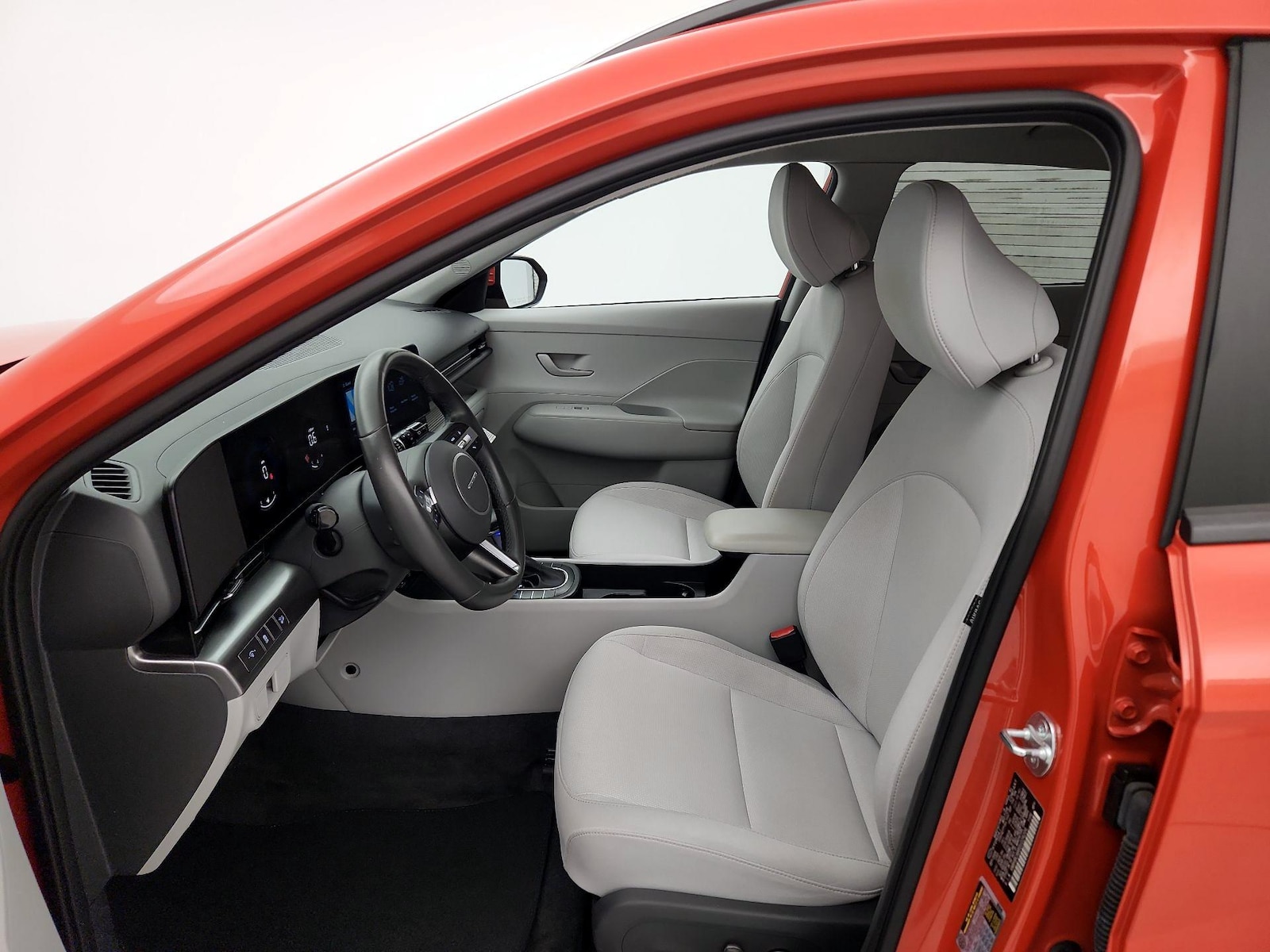 2025 Hyundai Kona SEL - Photo 12