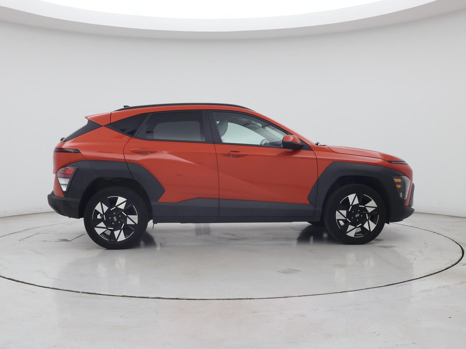 2025 Hyundai Kona SEL - Photo 8