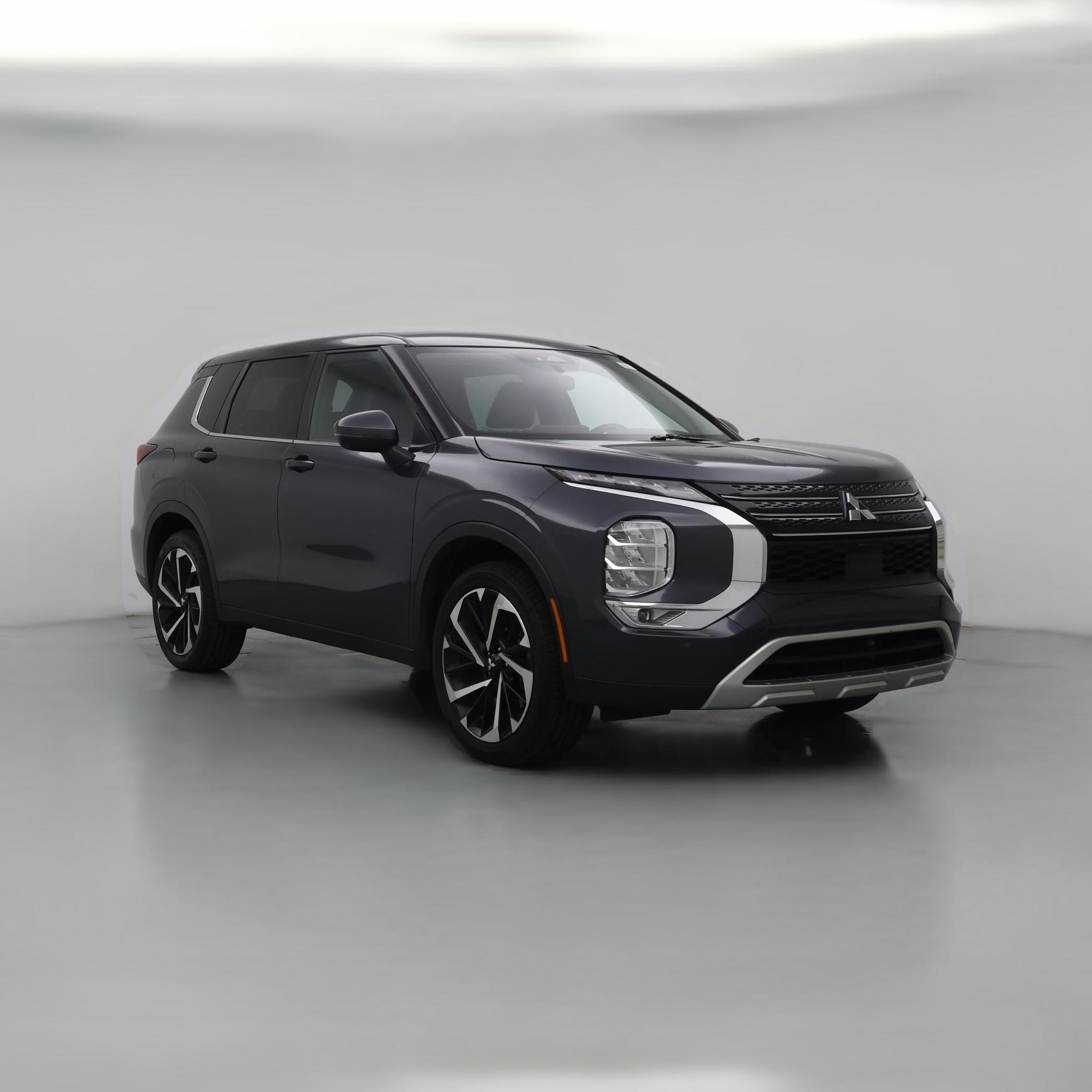 Thumbnail: 2024 Mitsubishi Outlander - 1