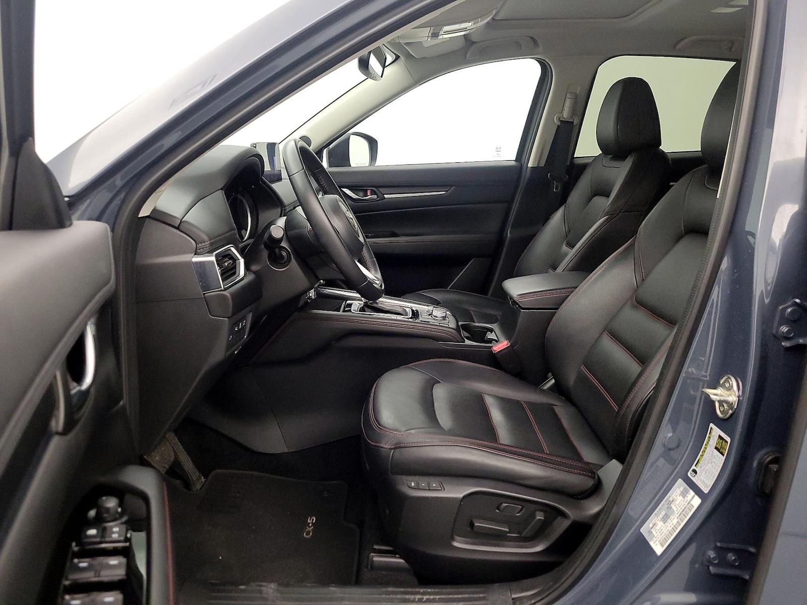 2025 Mazda CX-5 S Preferred package - Photo 12