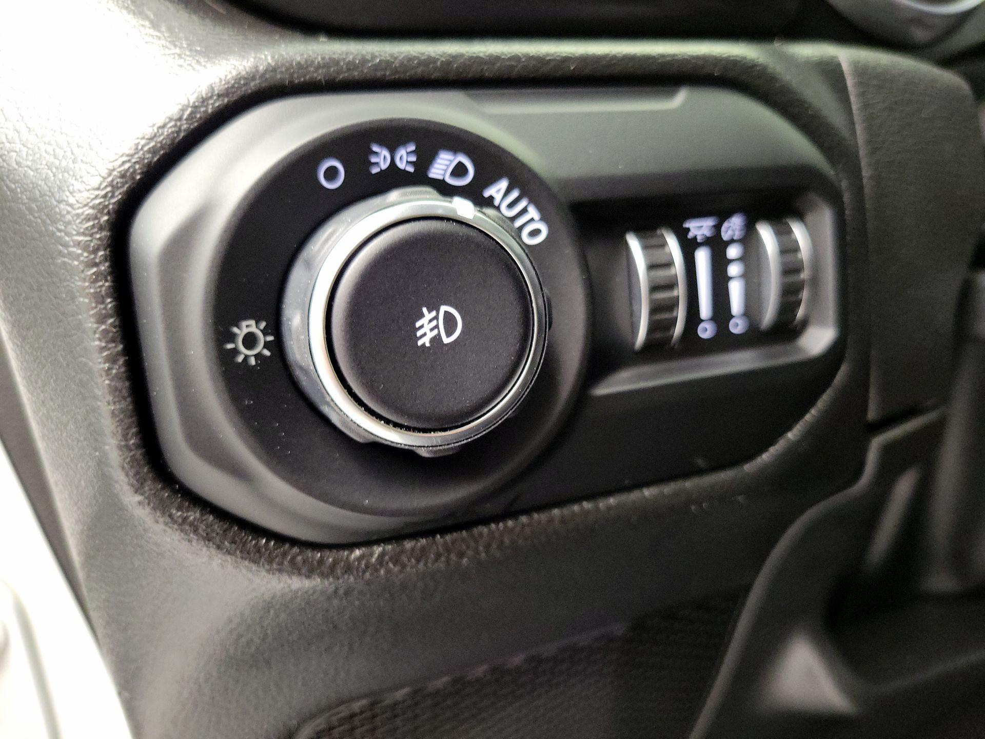 Thumbnail: 2022 Jeep Wrangler - 13