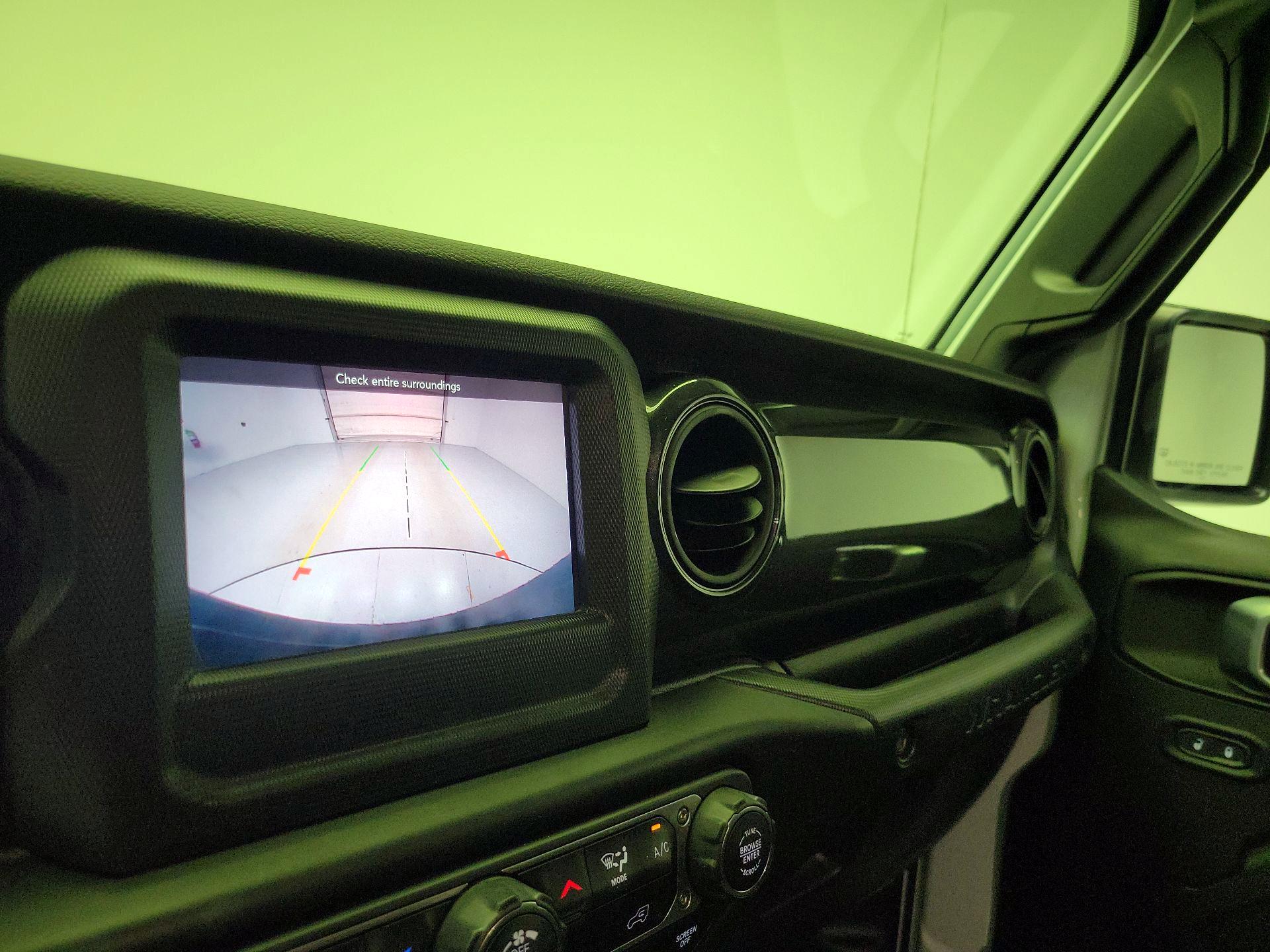 Thumbnail: 2022 Jeep Wrangler - 14