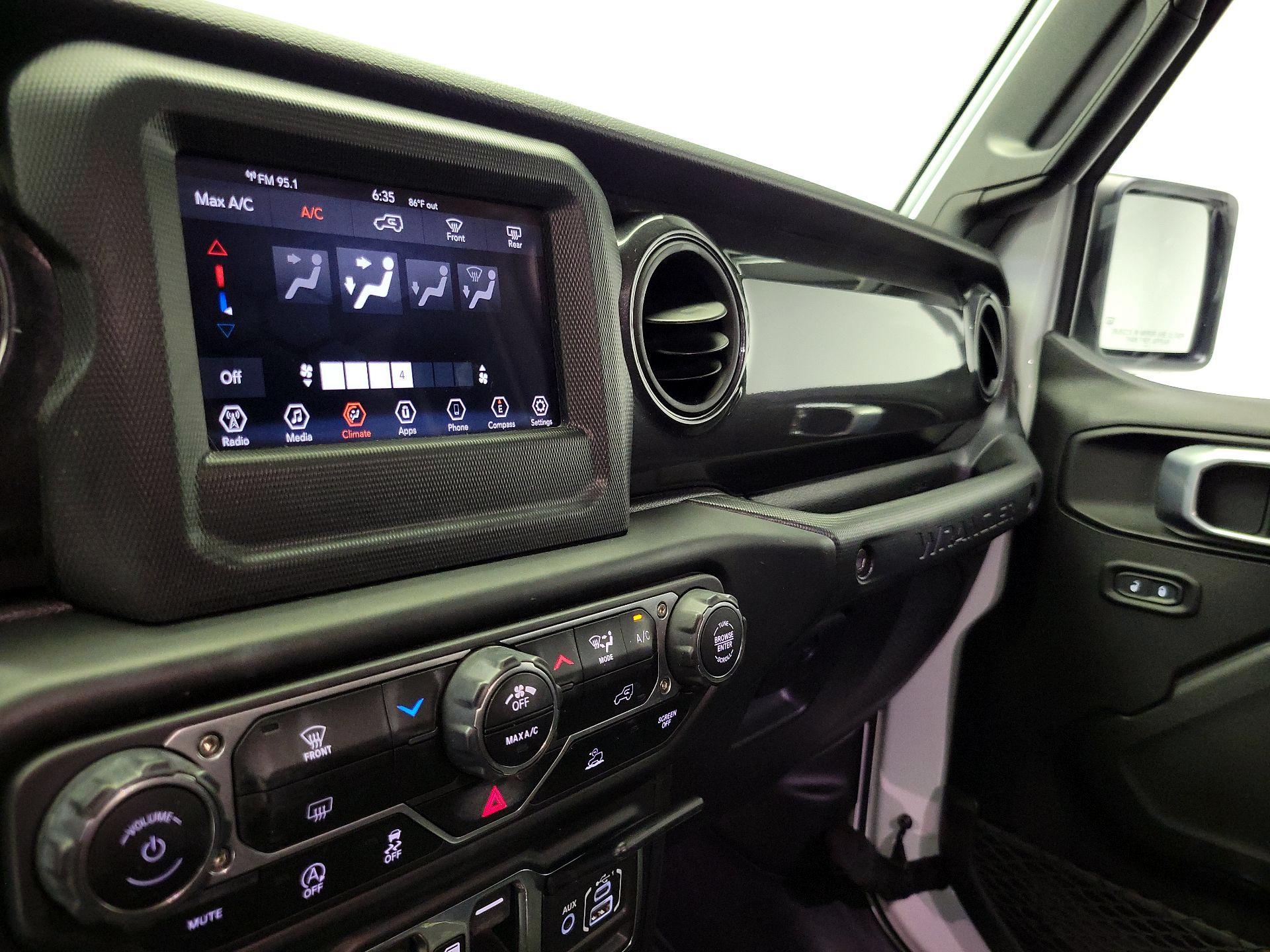 Thumbnail: 2022 Jeep Wrangler - 16
