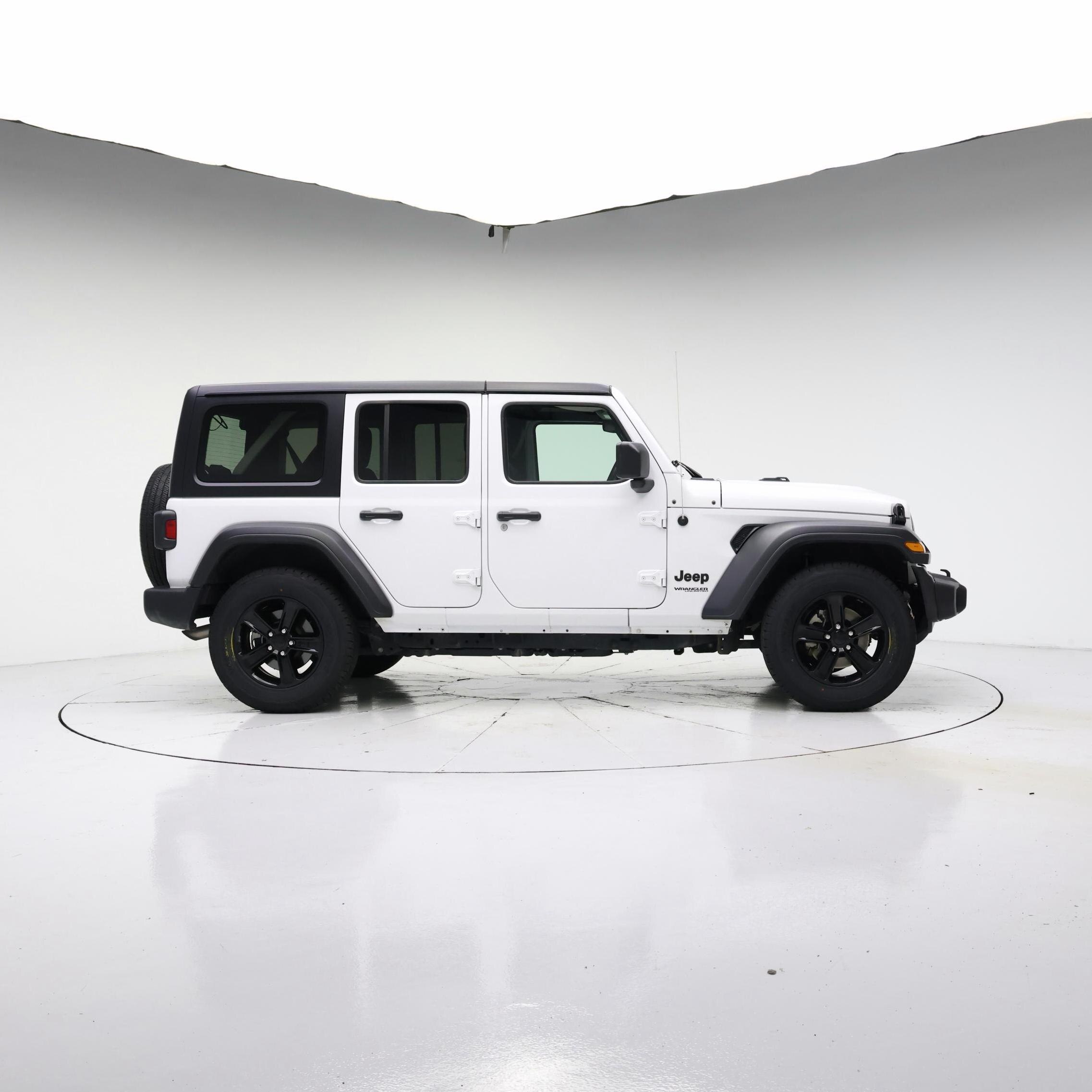 Thumbnail: 2022 Jeep Wrangler - 7