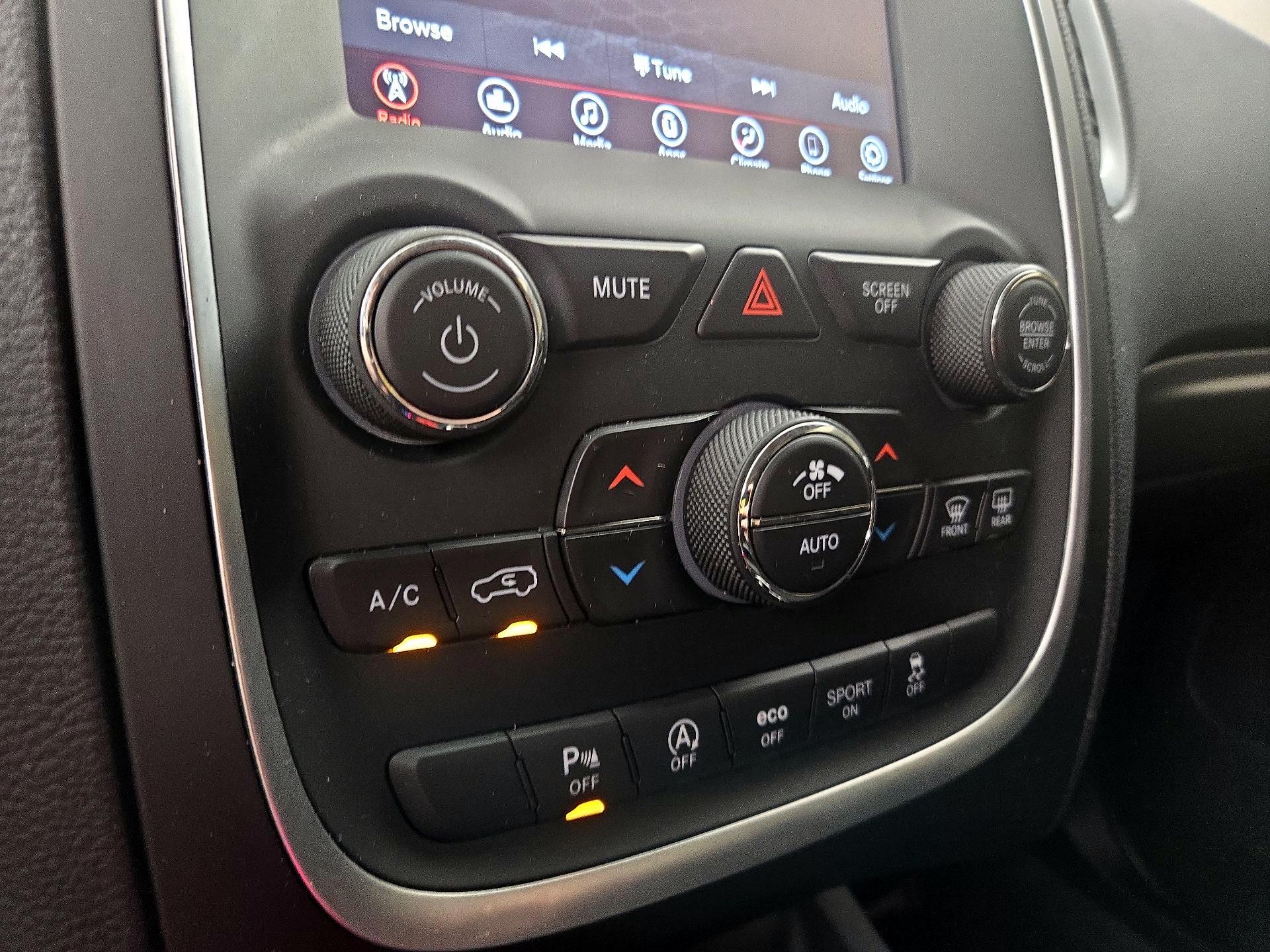 Thumbnail: 2020 Dodge Durango - 16