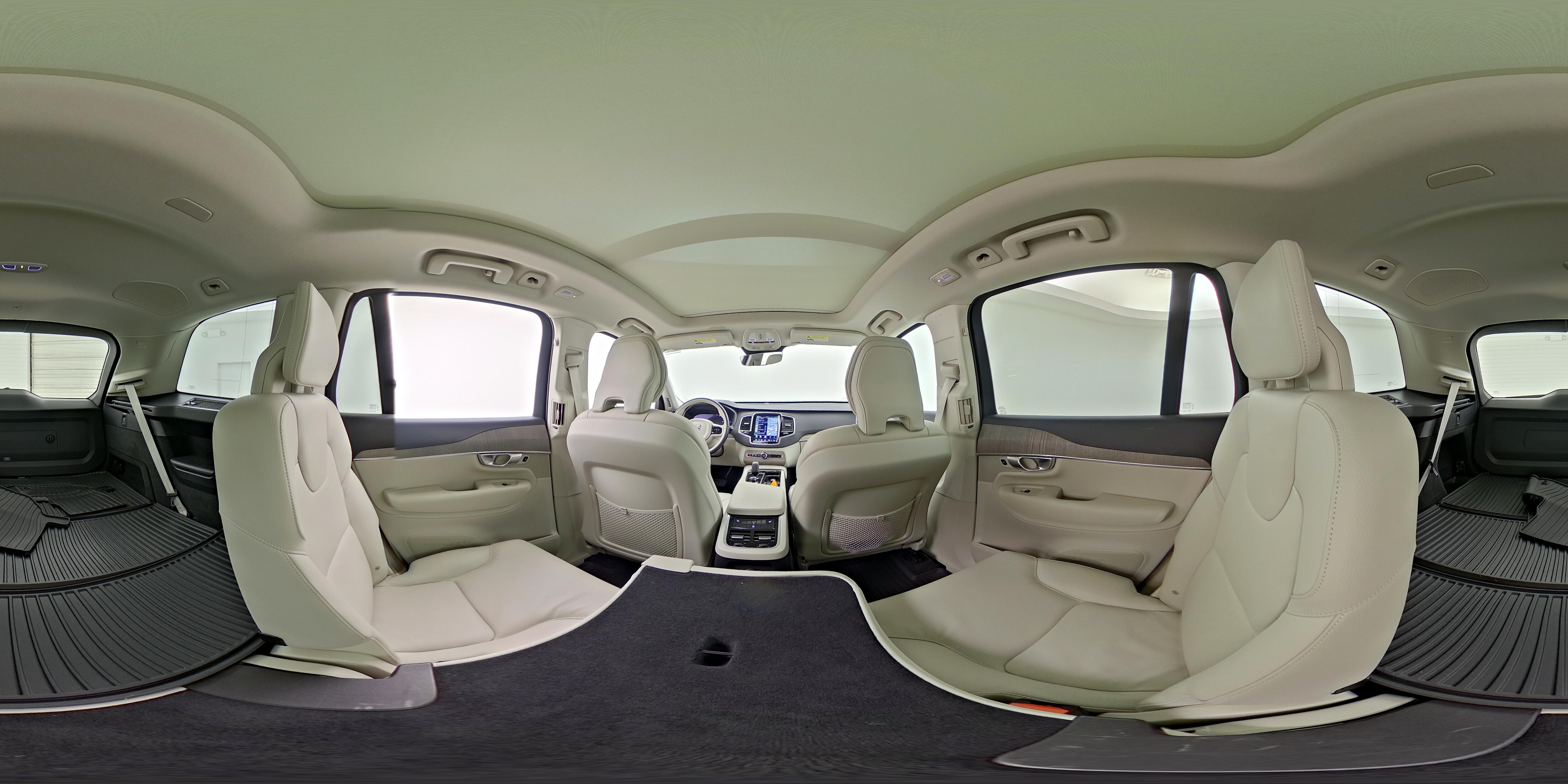 2024 Volvo XC90 Plus - Photo 29