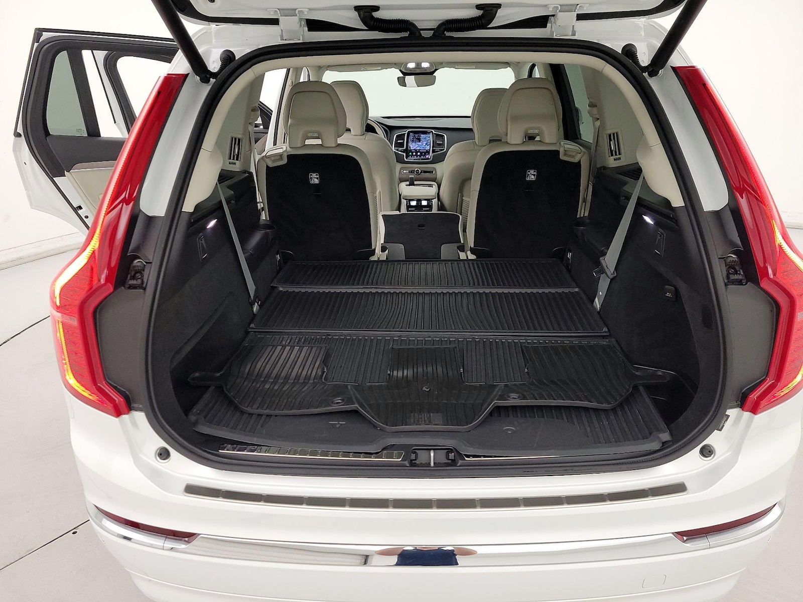 2024 Volvo XC90 Plus - Photo 25