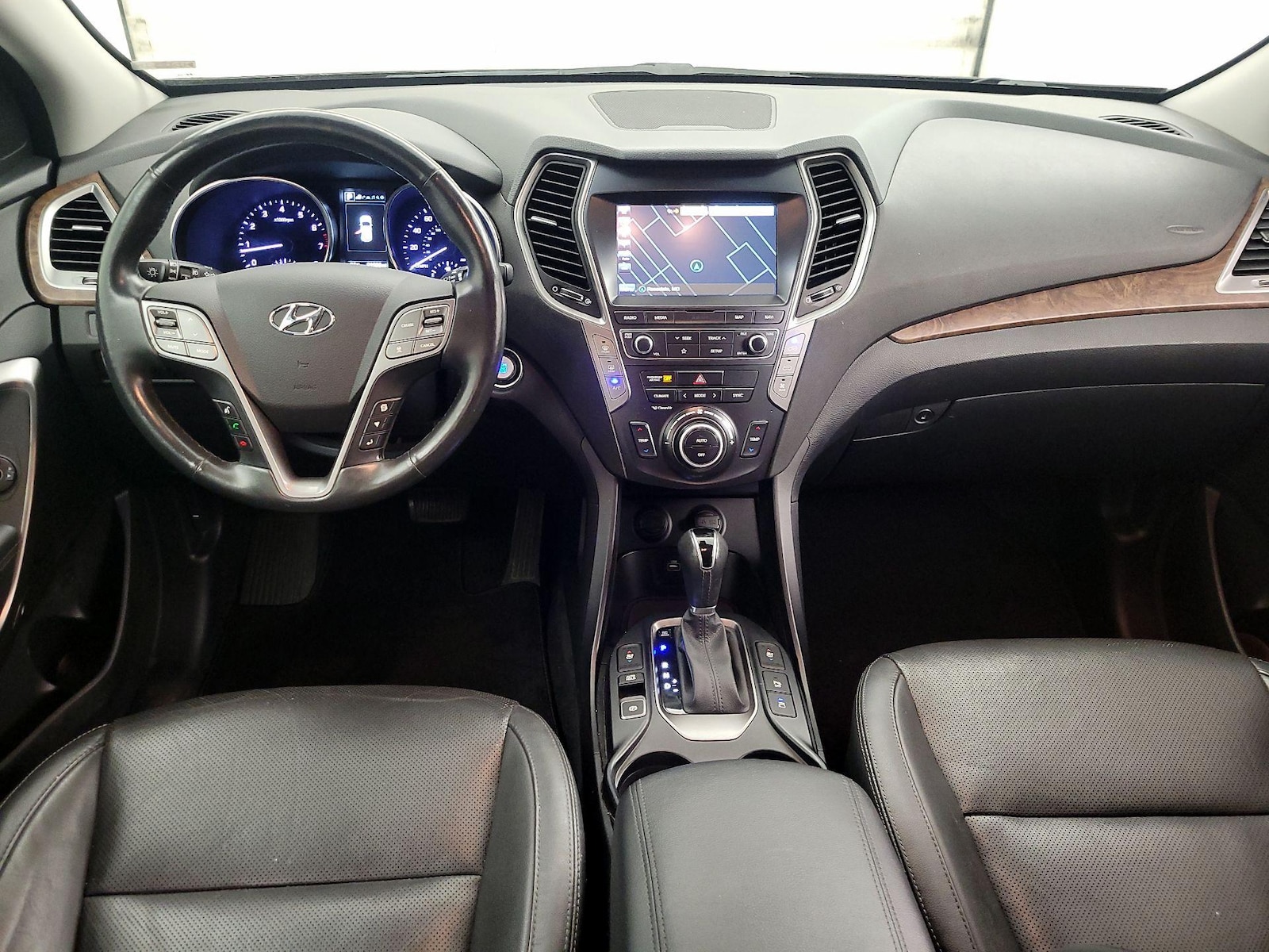 2019 Hyundai Santa Fe Limited Ultimate - Photo 10