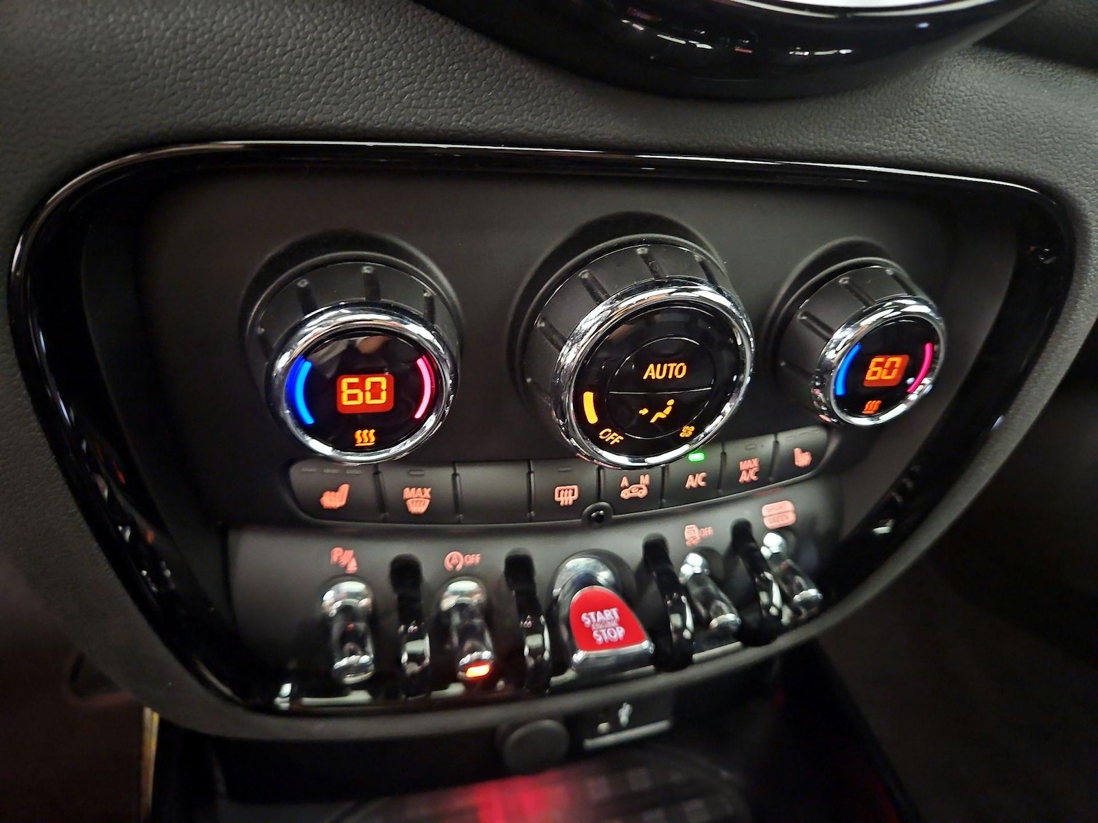 2024 MINI Clubman S - Photo 17