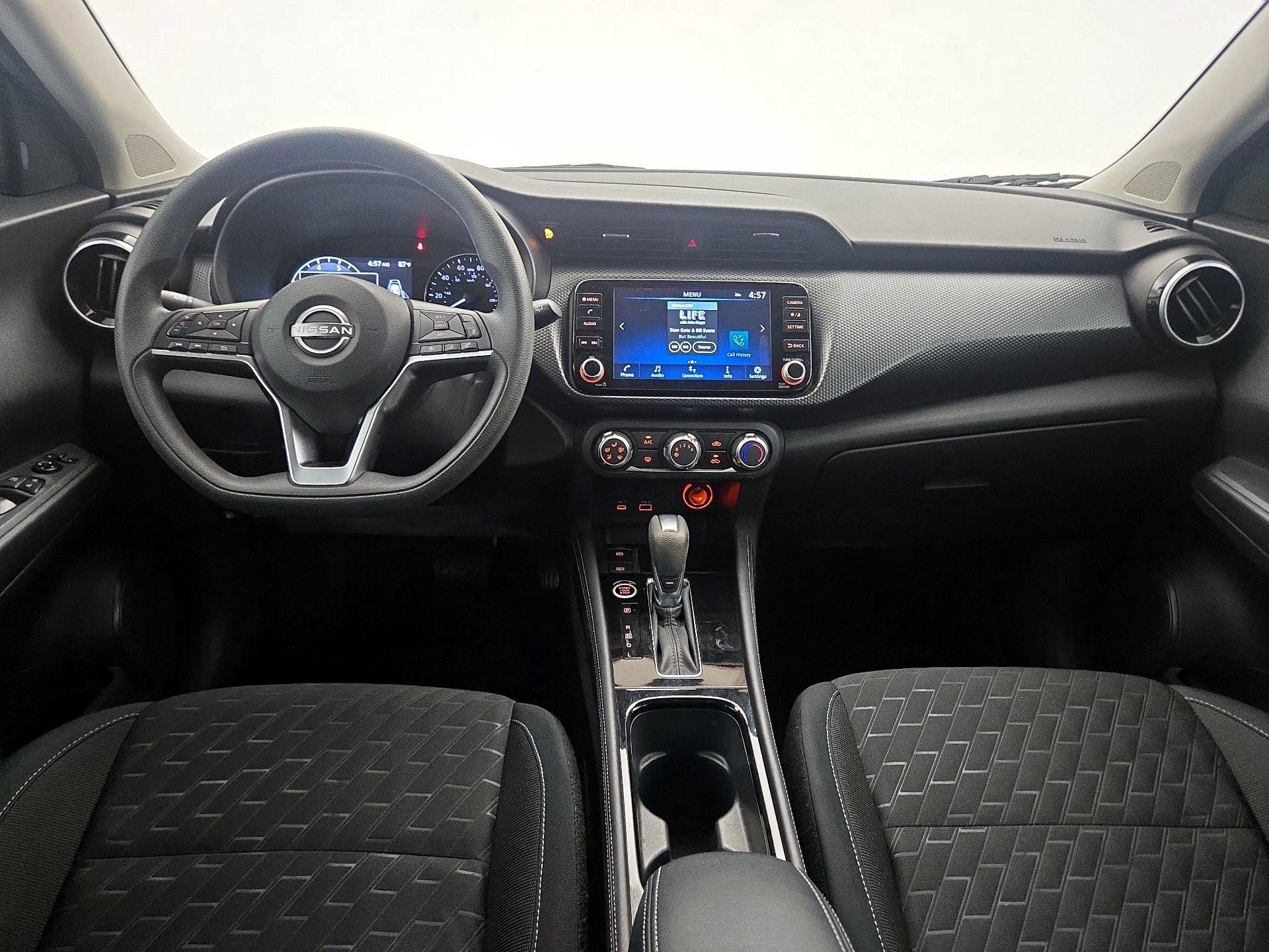 Thumbnail: 2024 Nissan Kicks - 9