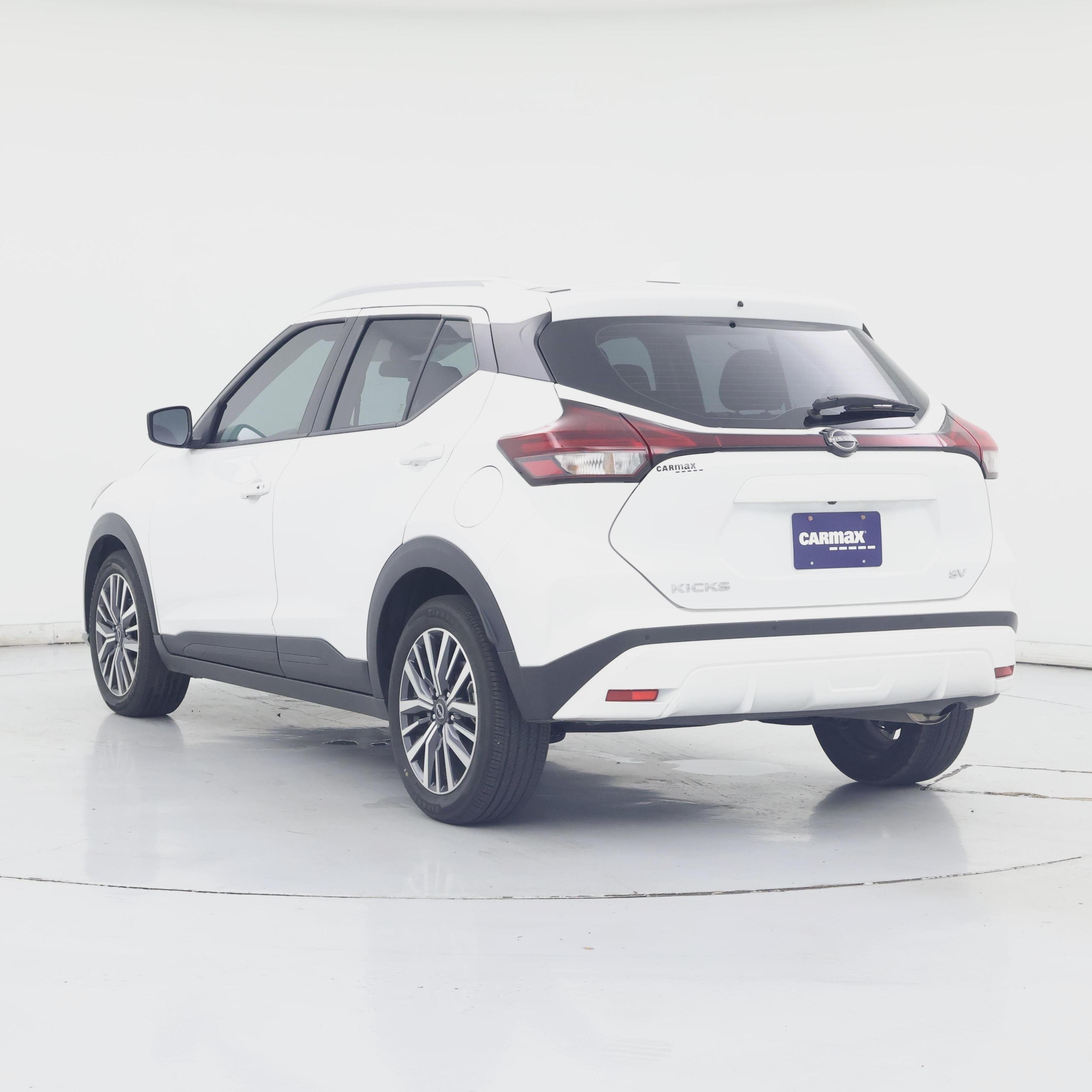 Thumbnail: 2024 Nissan Kicks - 2