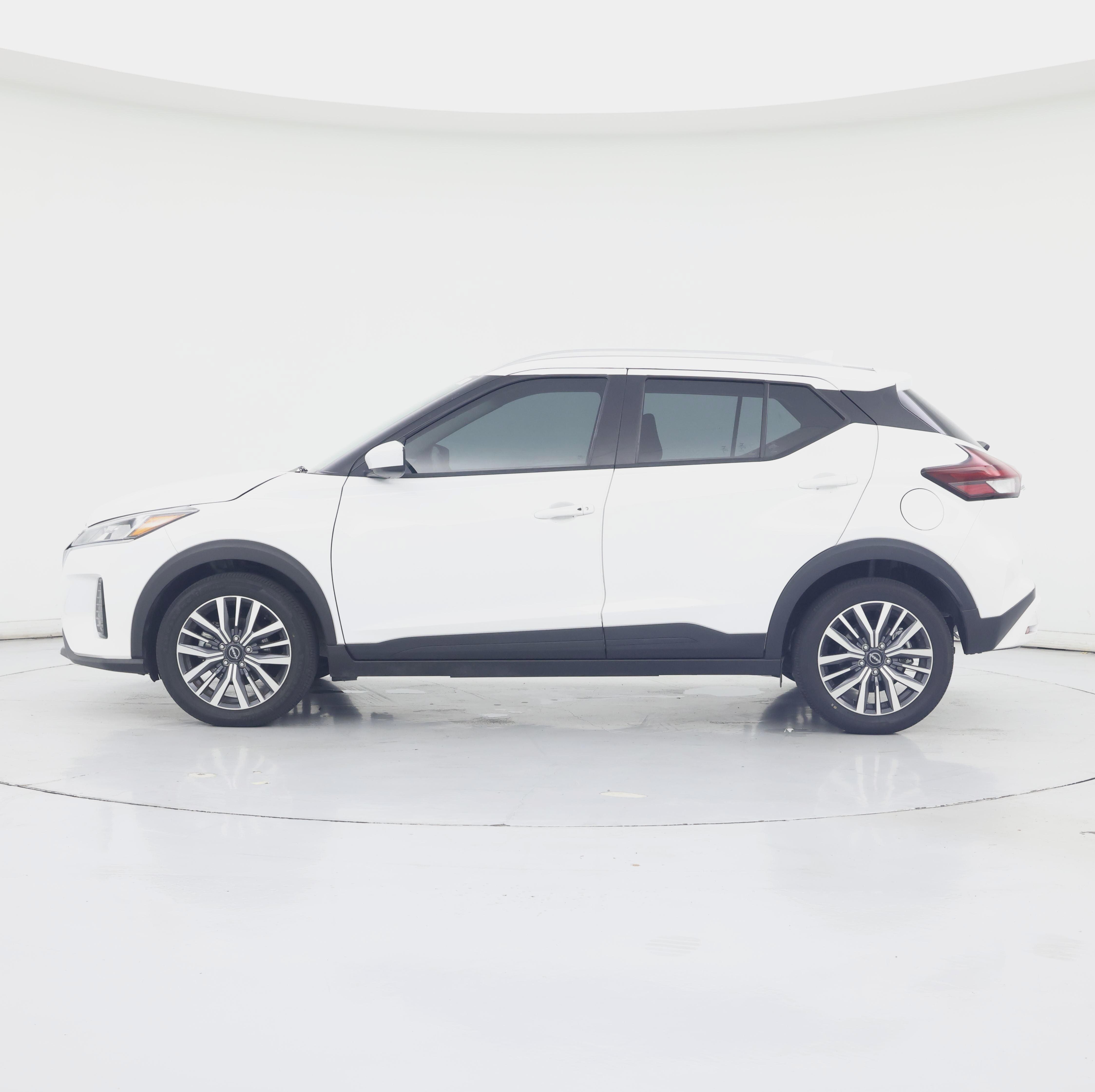 Thumbnail: 2024 Nissan Kicks - 3