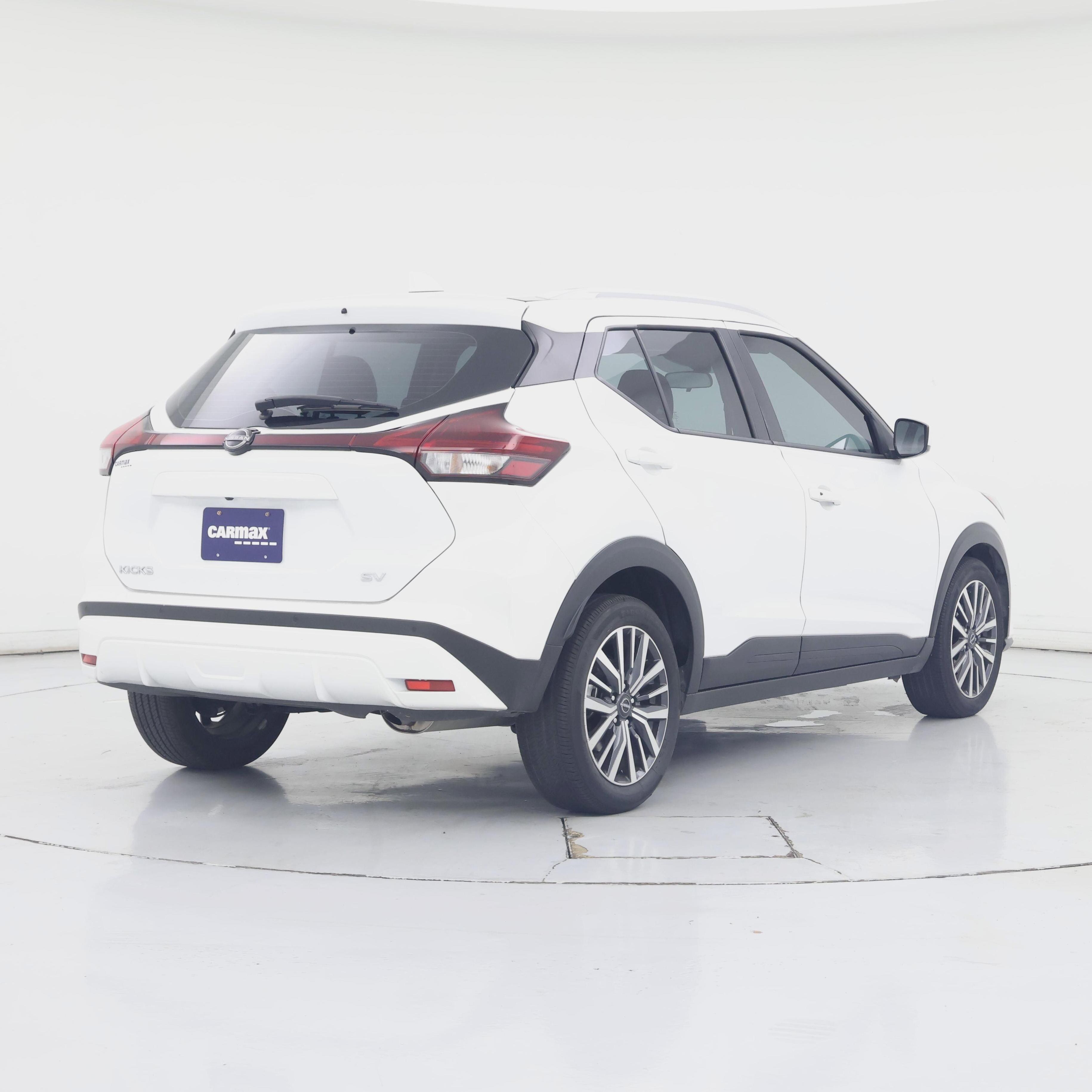 Thumbnail: 2024 Nissan Kicks - 8