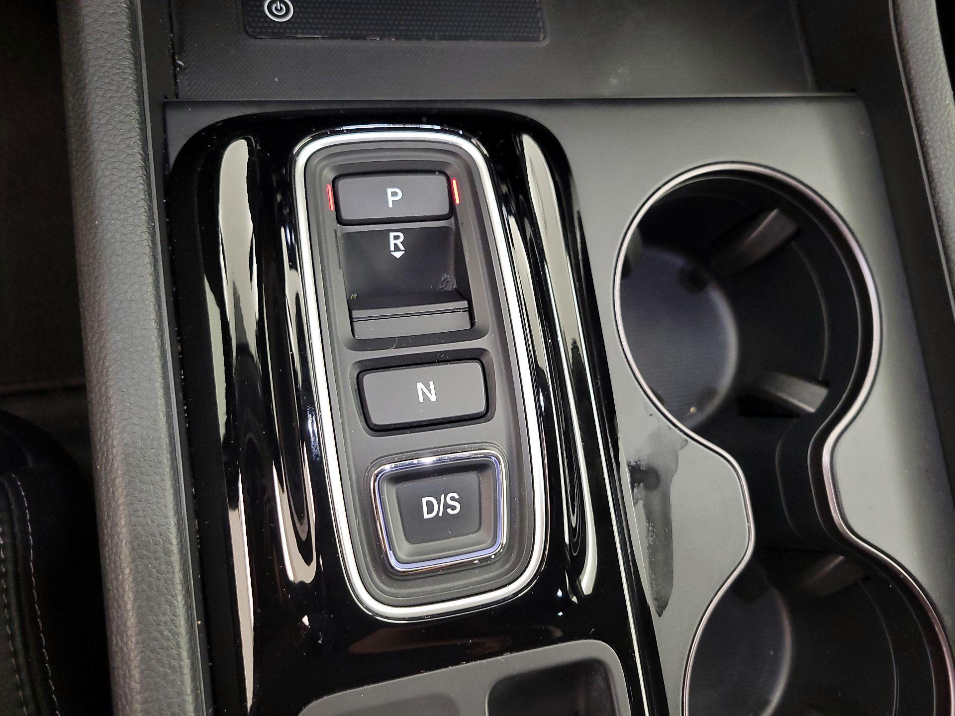 Thumbnail: 2023 Honda Pilot - 17