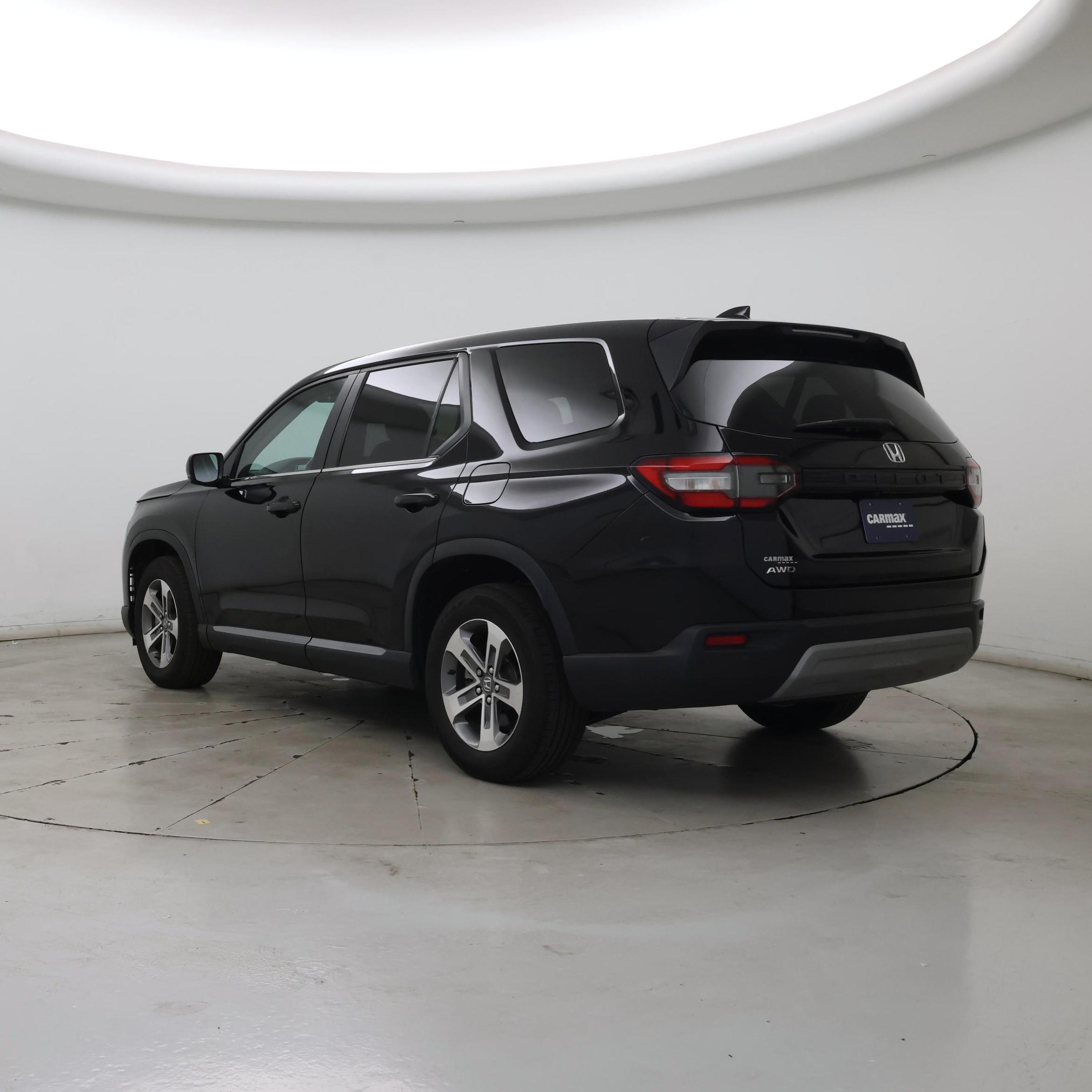 Thumbnail: 2023 Honda Pilot - 2