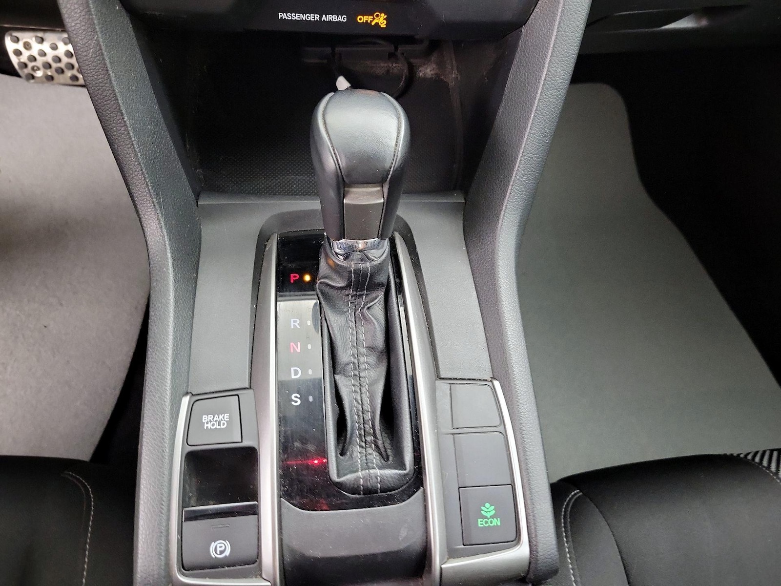2019 Honda Civic Hatchback Sport - Photo 18