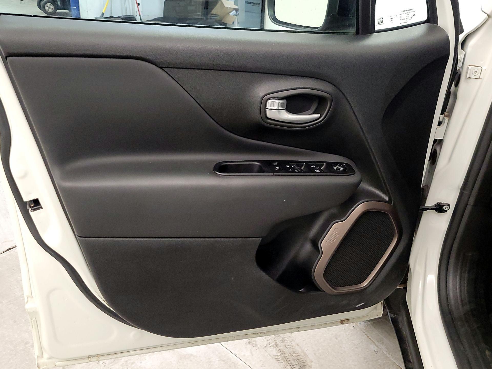 Thumbnail: 2023 Jeep Renegade - 12