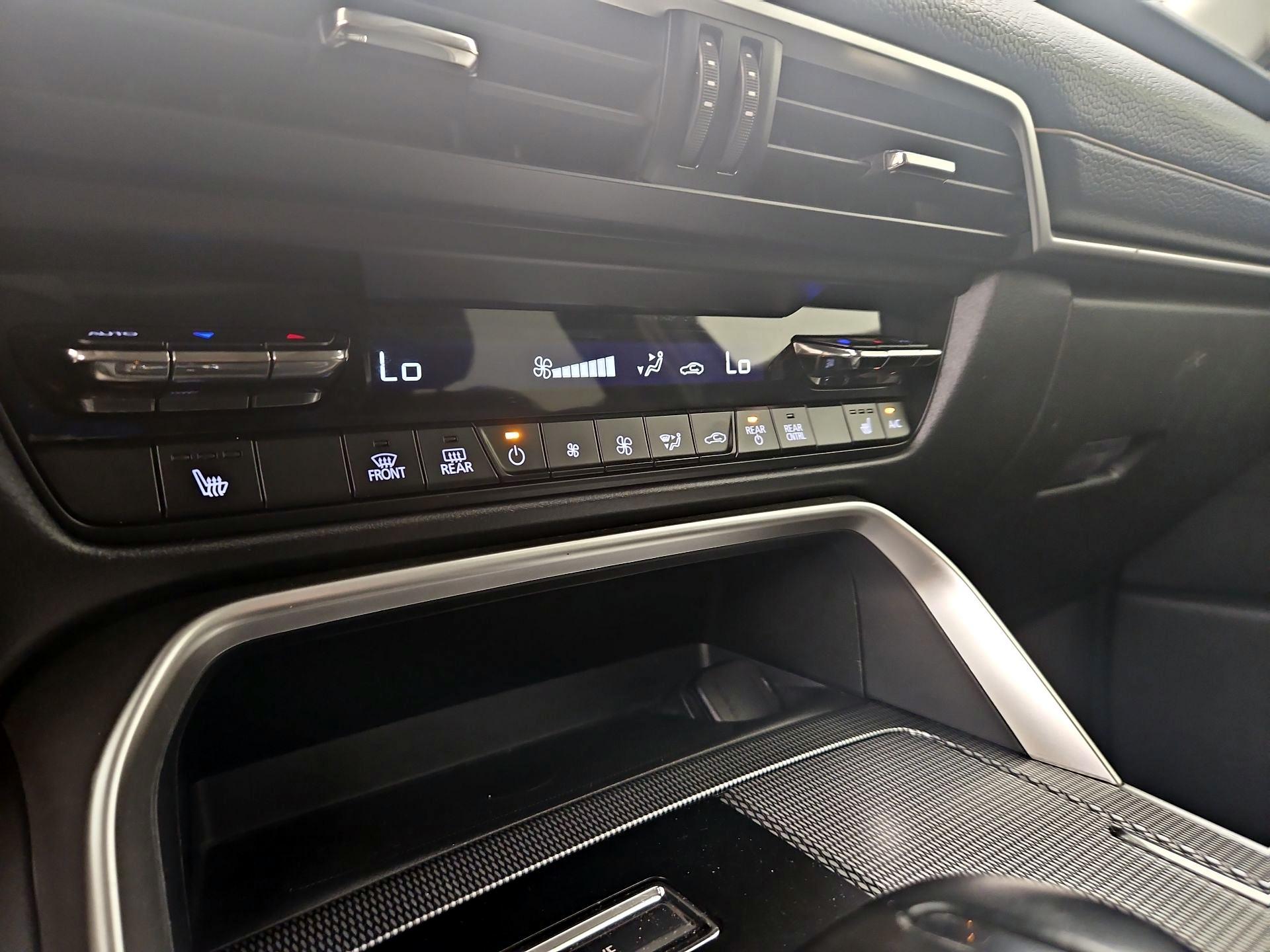Thumbnail: 2024 Mazda CX-90 - 16