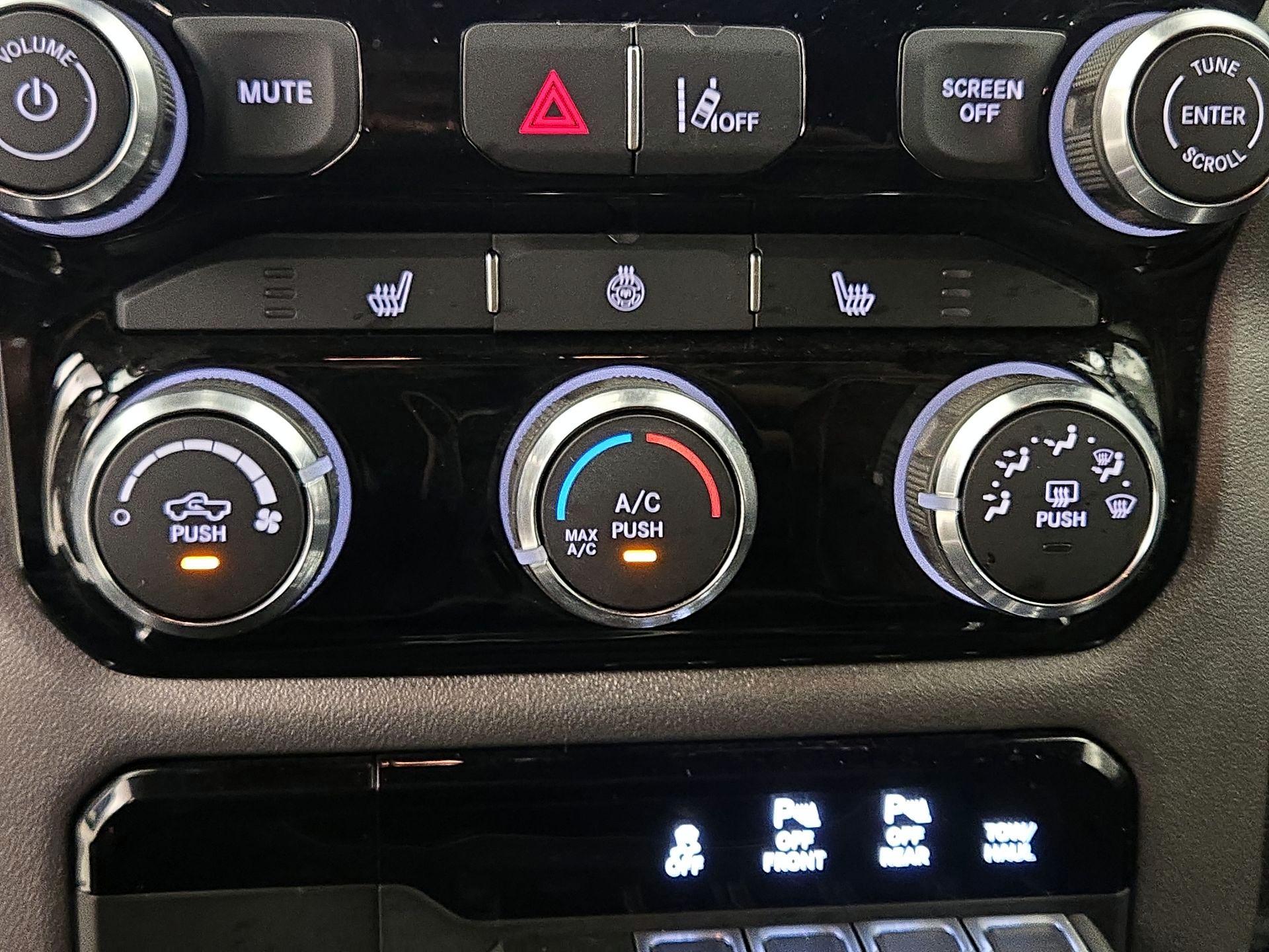 Thumbnail: 2025 RAM 1500 - 16