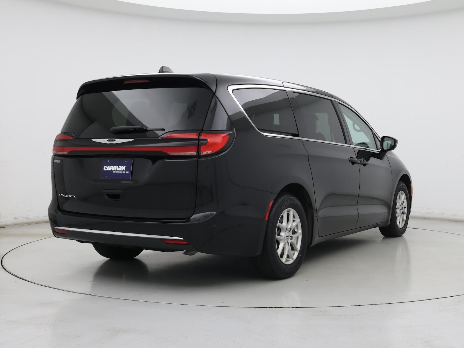 2024 Chrysler Pacifica Touring L - Photo 9