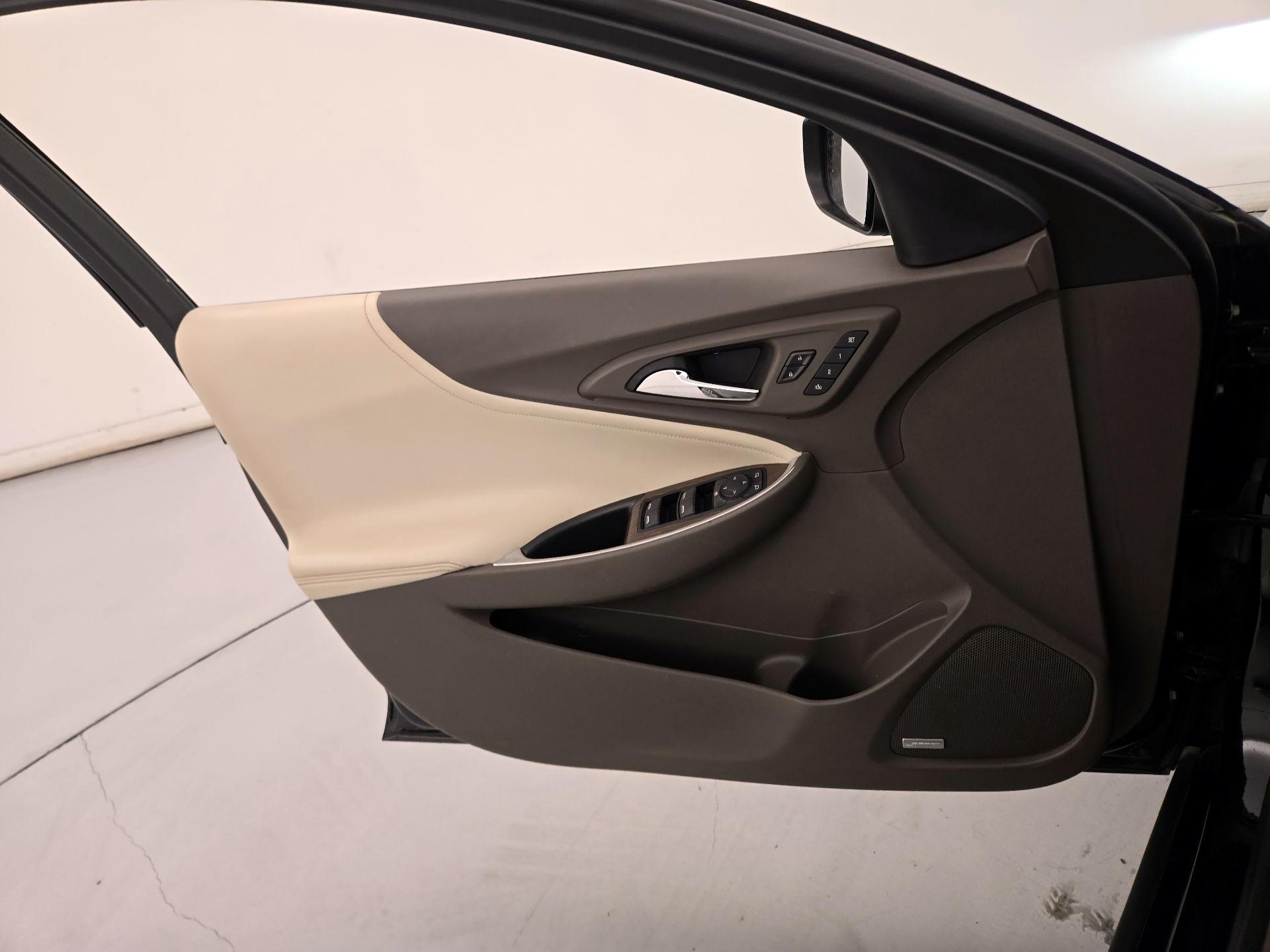 Thumbnail: 2024 Chevrolet Malibu - 12