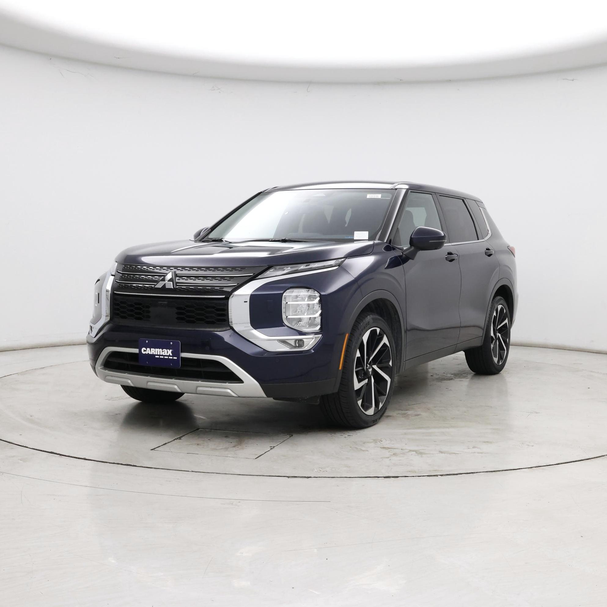 Thumbnail: 2024 Mitsubishi Outlander - 4