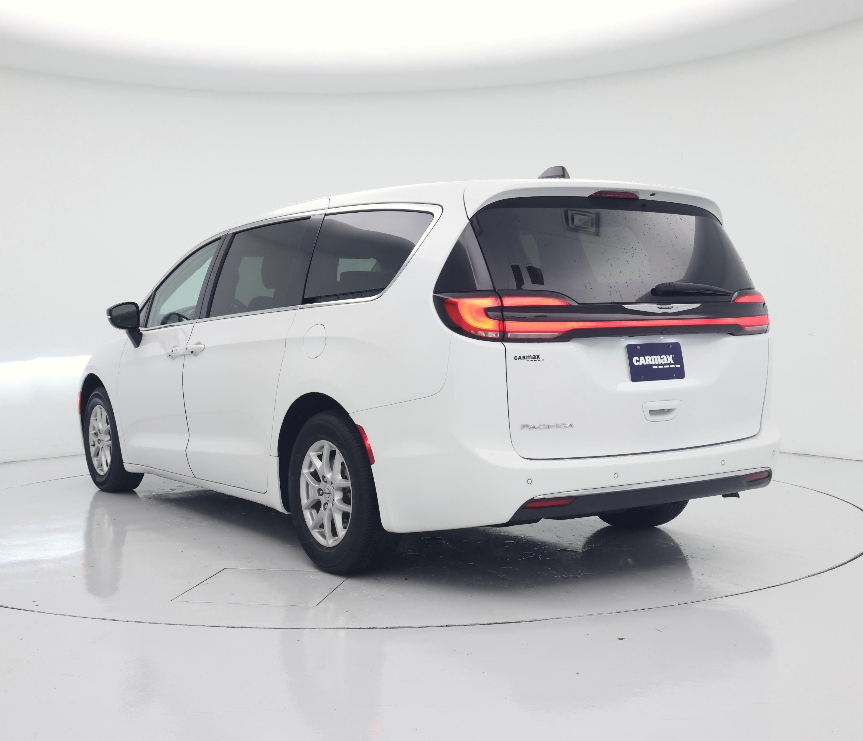 Thumbnail: 2024 Chrysler Pacifica - 2
